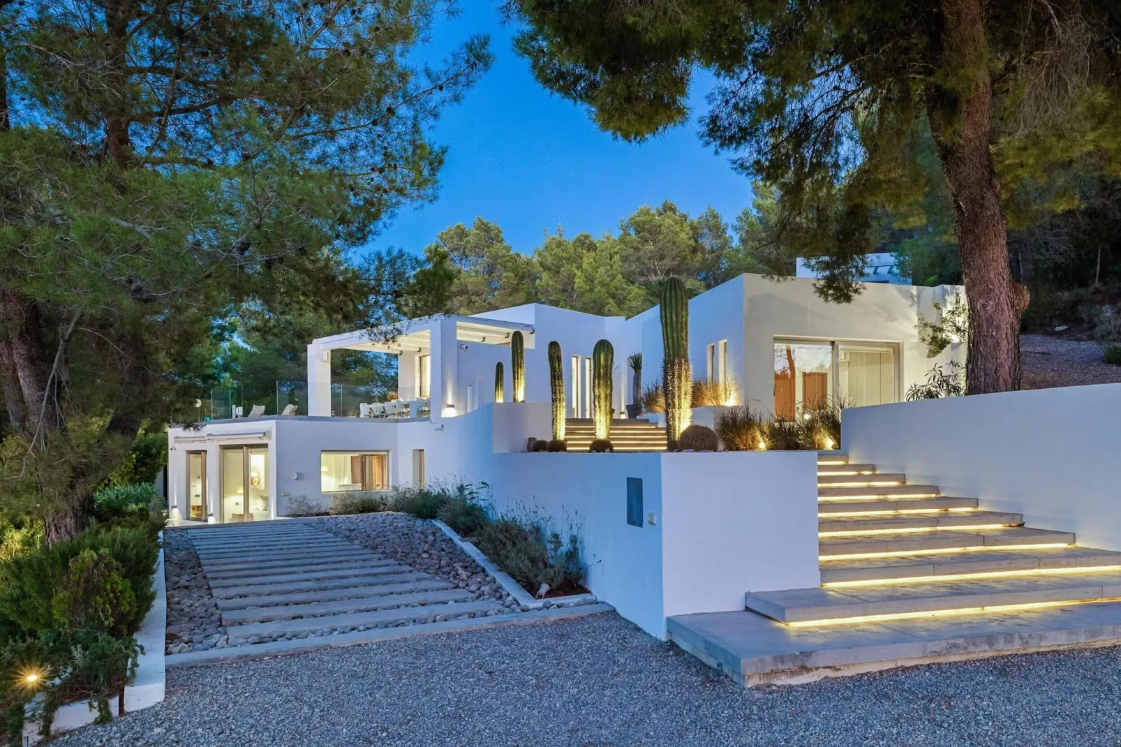 Sunset Paradise-Exterior summer