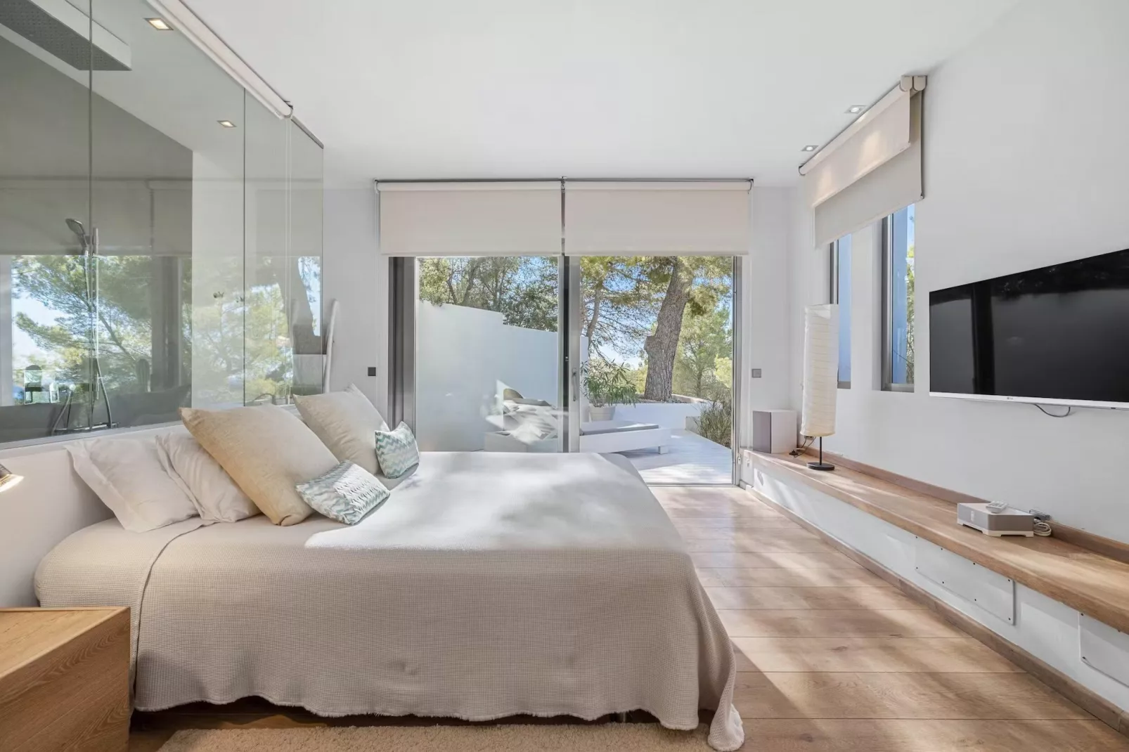 Sunset Paradise-Bedroom