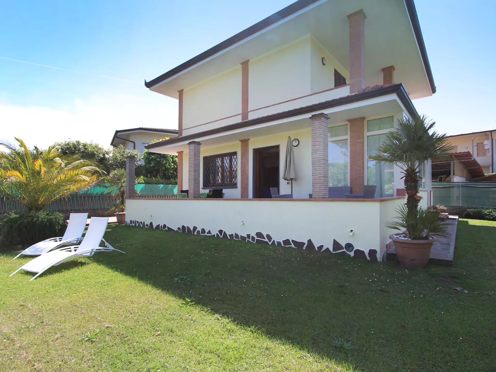 Villa Chiara-Draußen