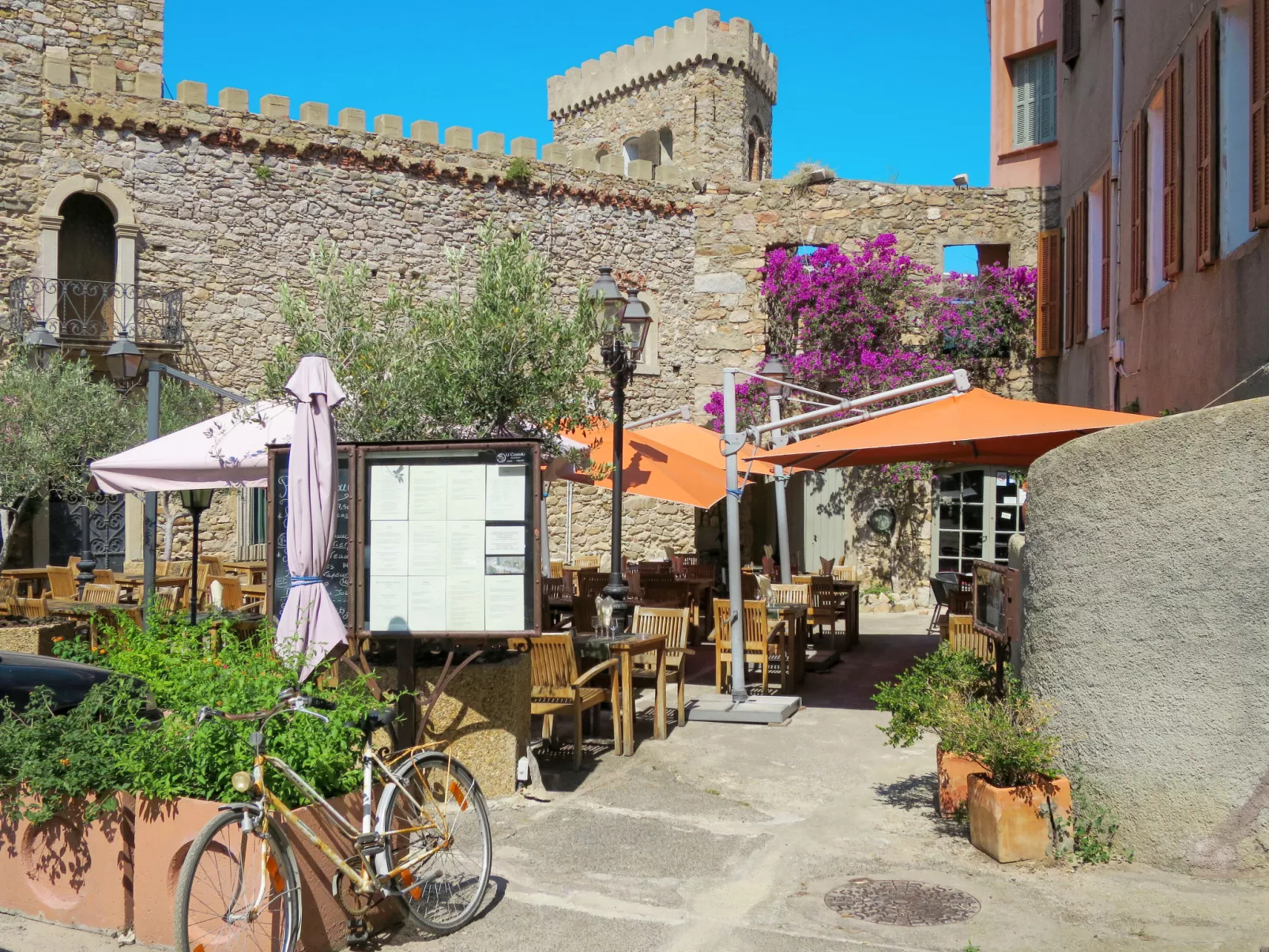 Cala di Sole-Outside