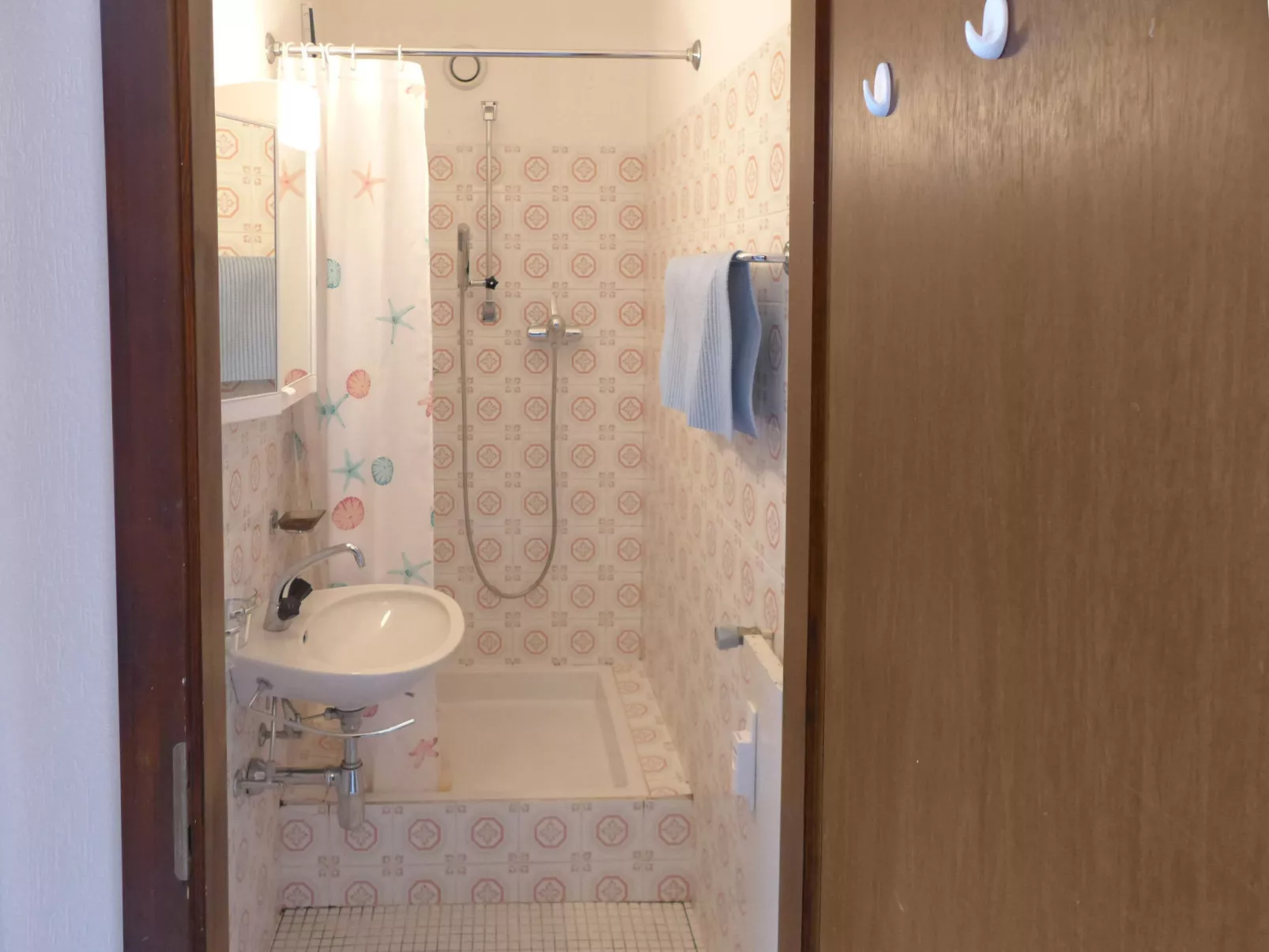 Cransalpin Apt. 11 / Secteur 1-Dedans