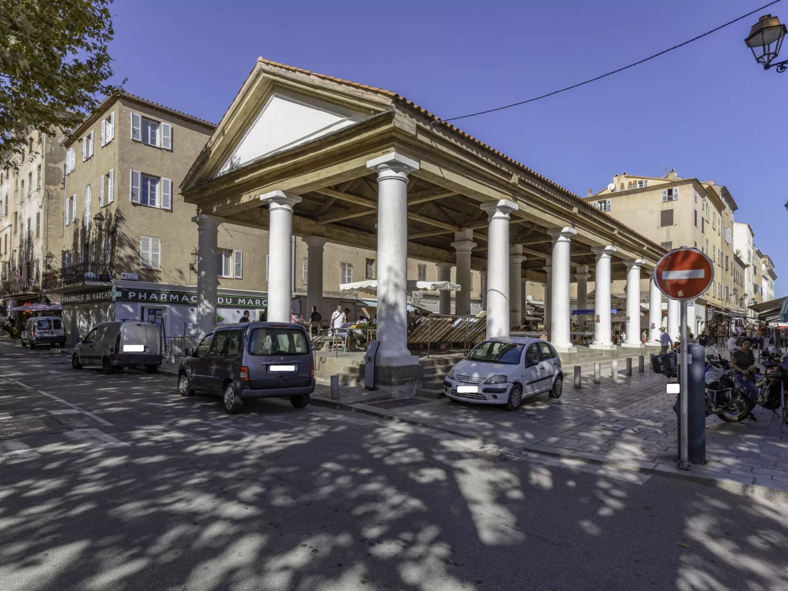 Club Benista T2-Area