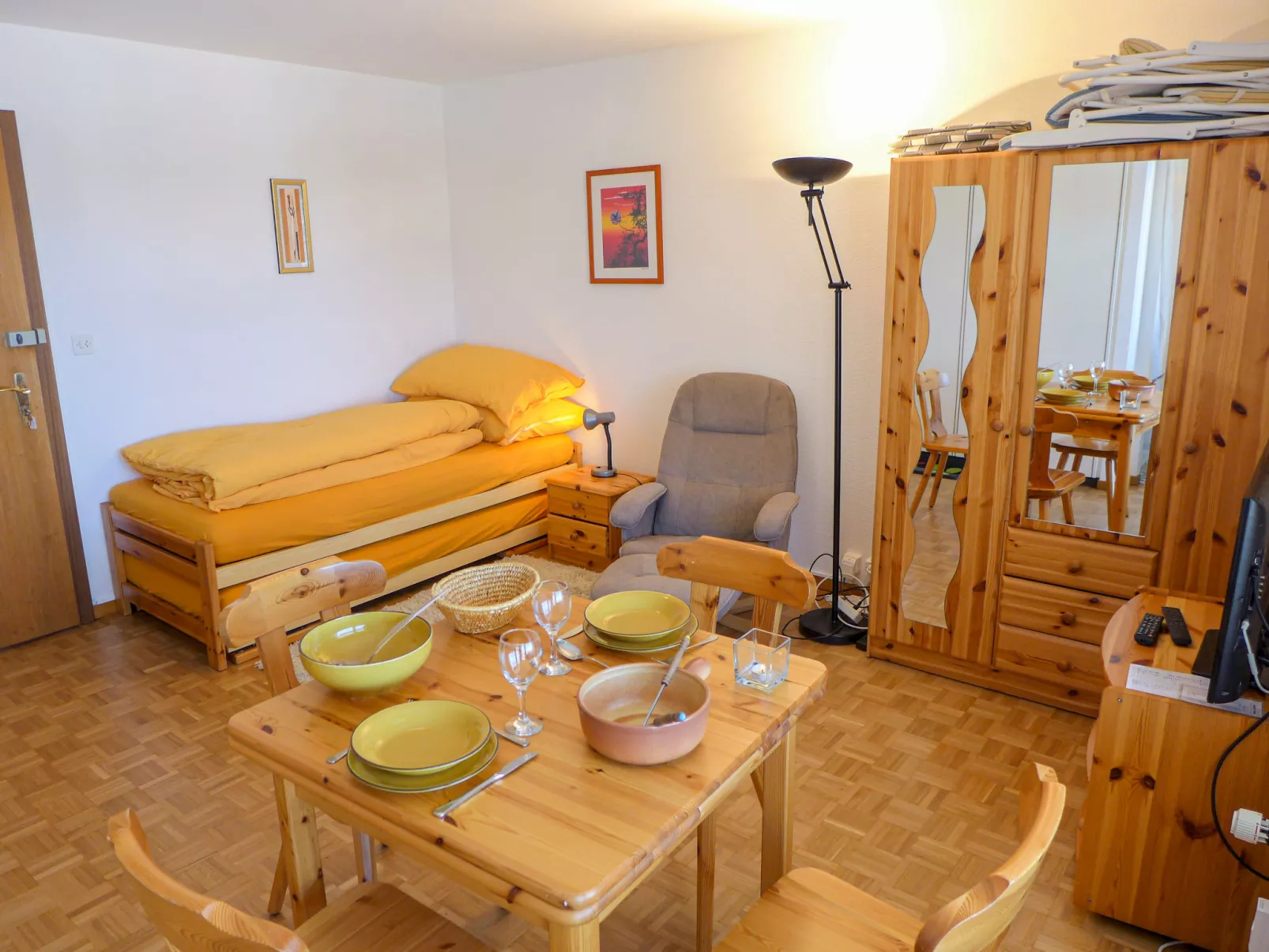 Cransalpin Apt. 3 / Secteur 1-Dedans