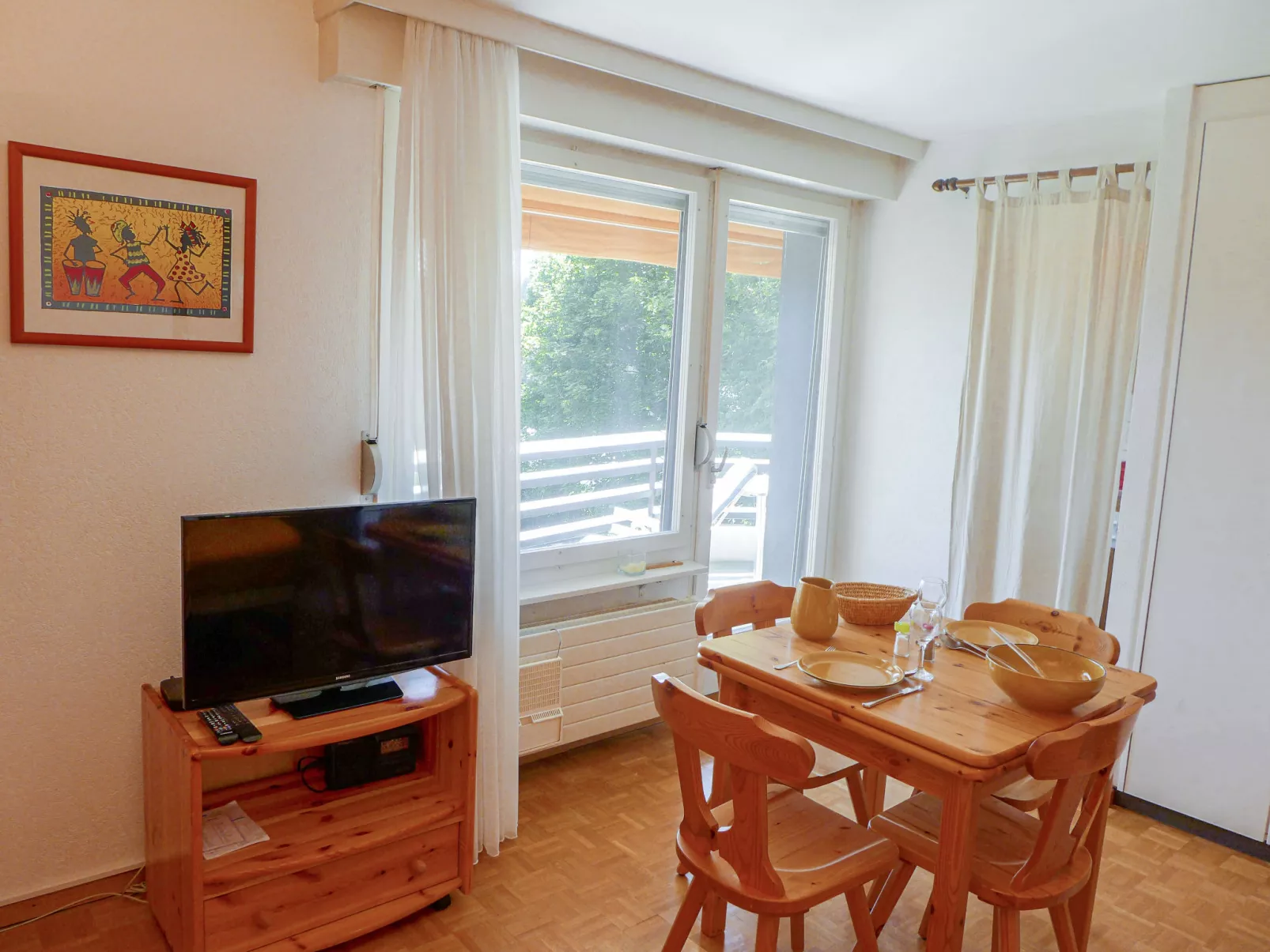 Cransalpin Apt. 3 / Secteur 1-Dedans