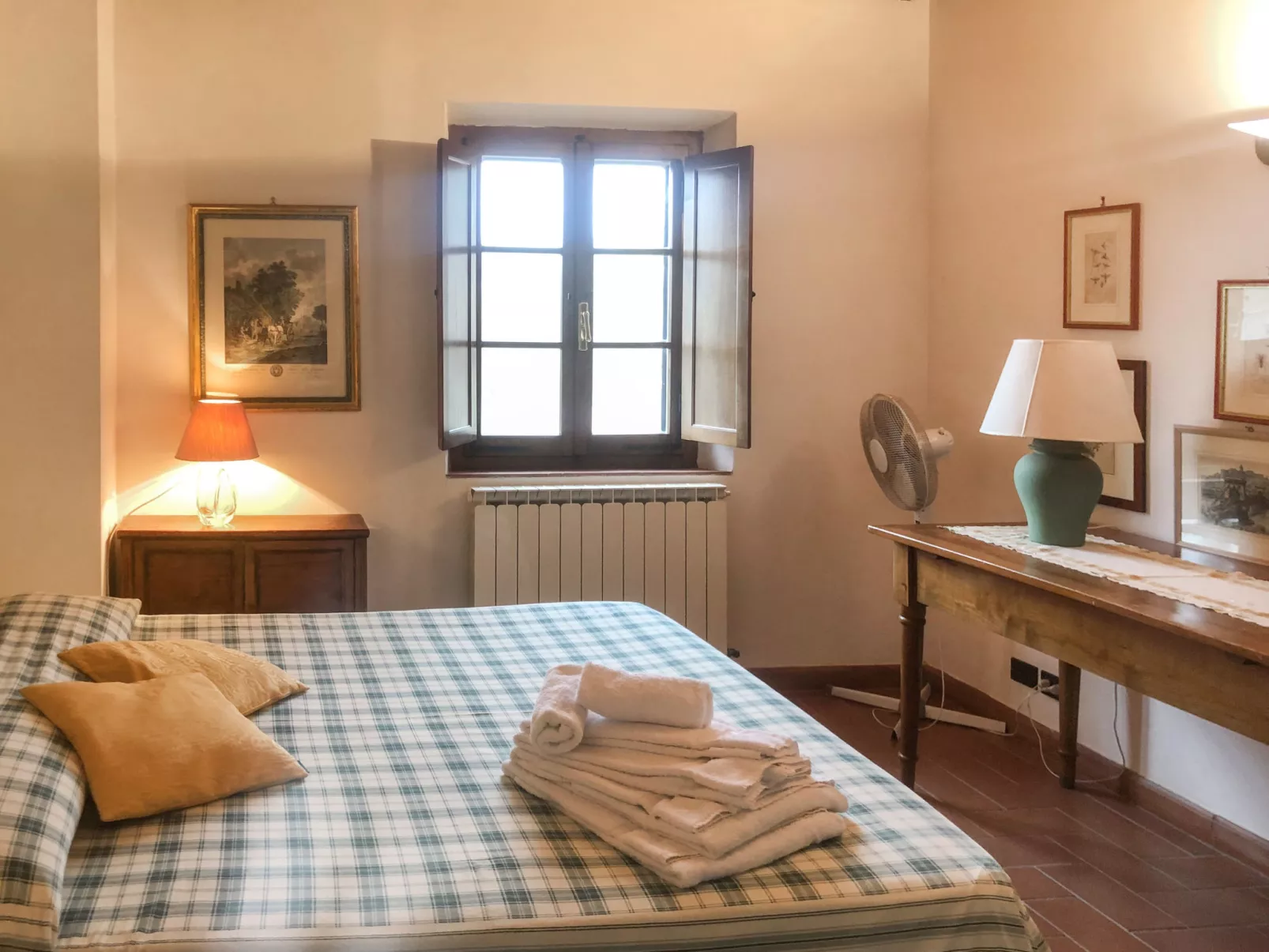 Antico Borgo San Lorenzo-Inside