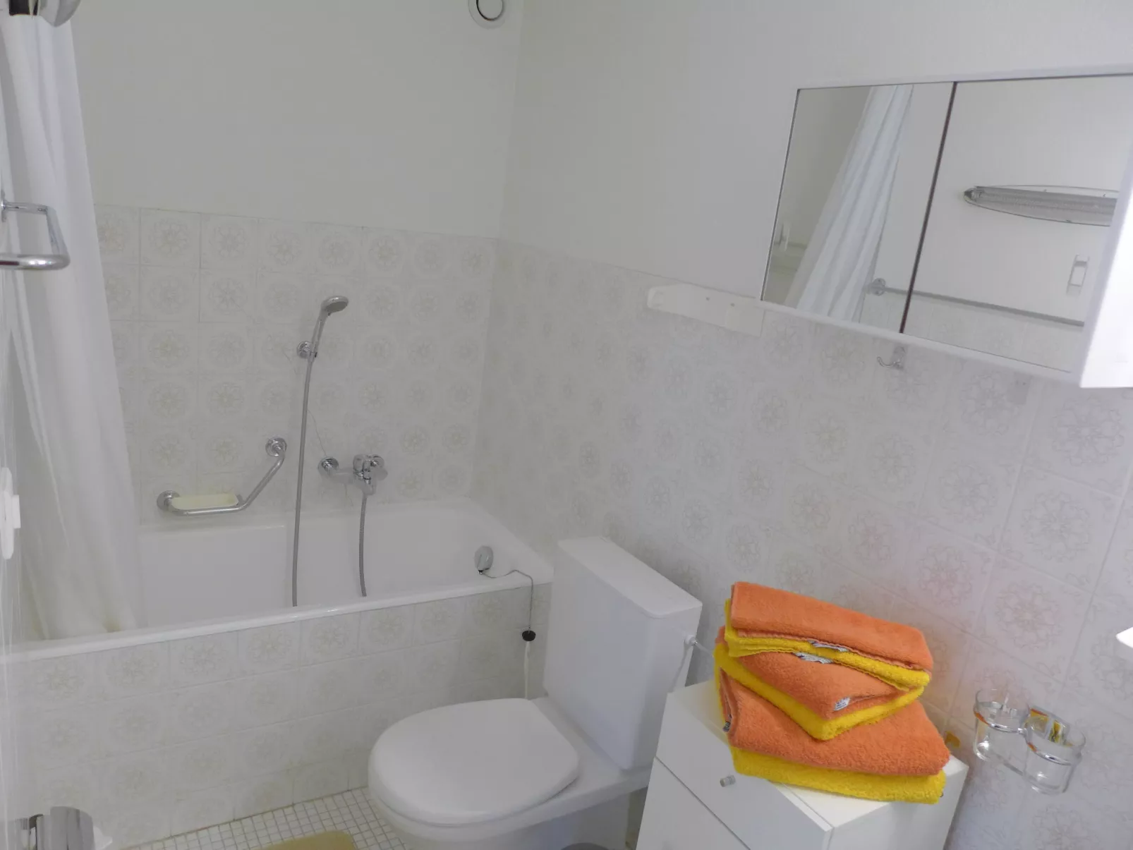 Cransalpin Apt. 3 / Secteur 1-Dedans