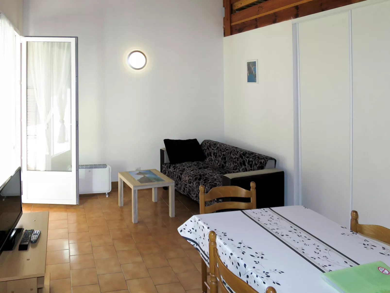 La Pinède, bungalow 4 pers.-Inside