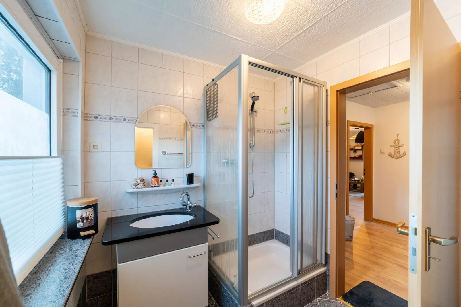 Yalet-Bathroom