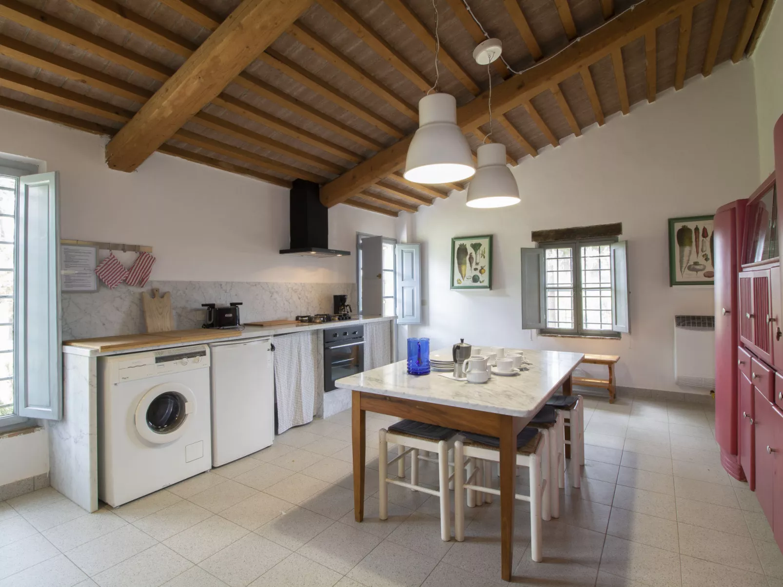 Casa Bianca-Inside