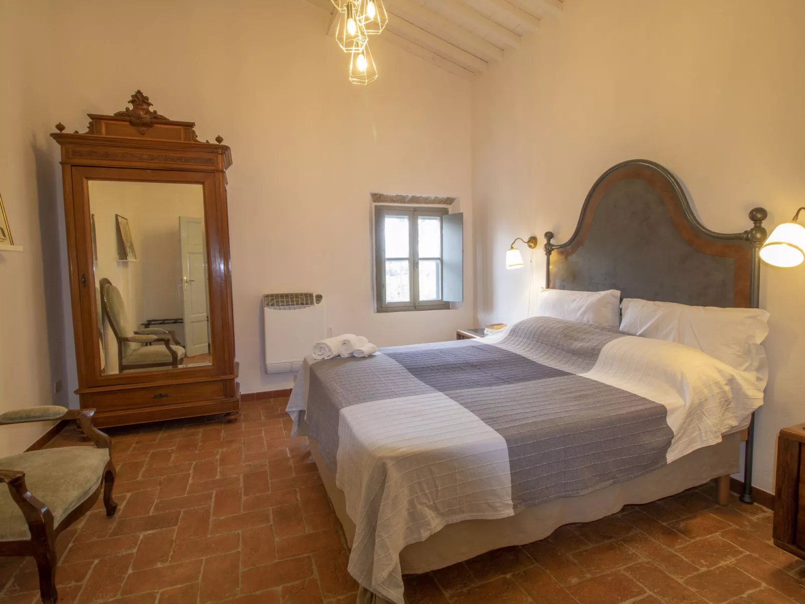 Casa Bianca-Inside