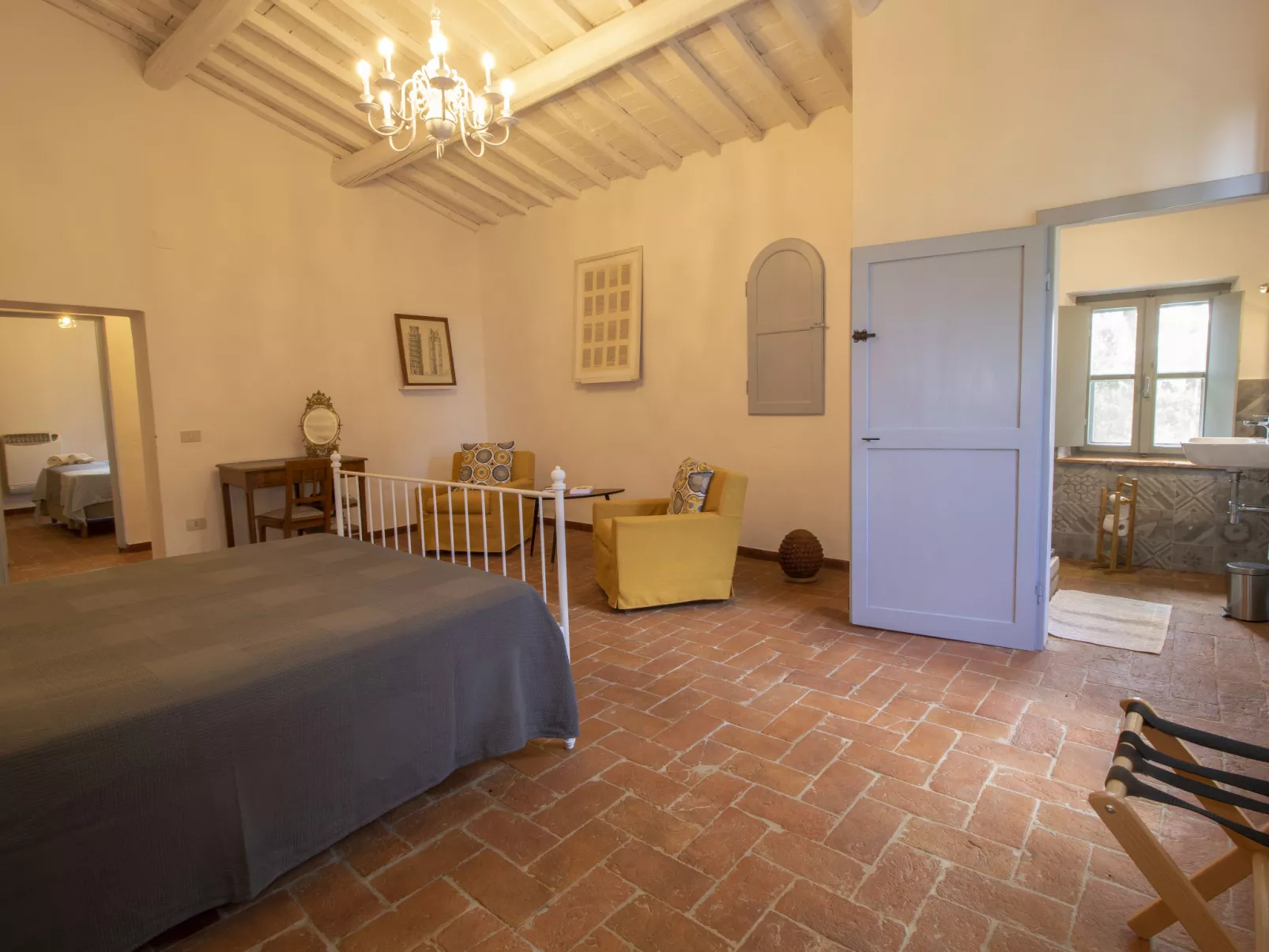 Casa Bianca-Inside