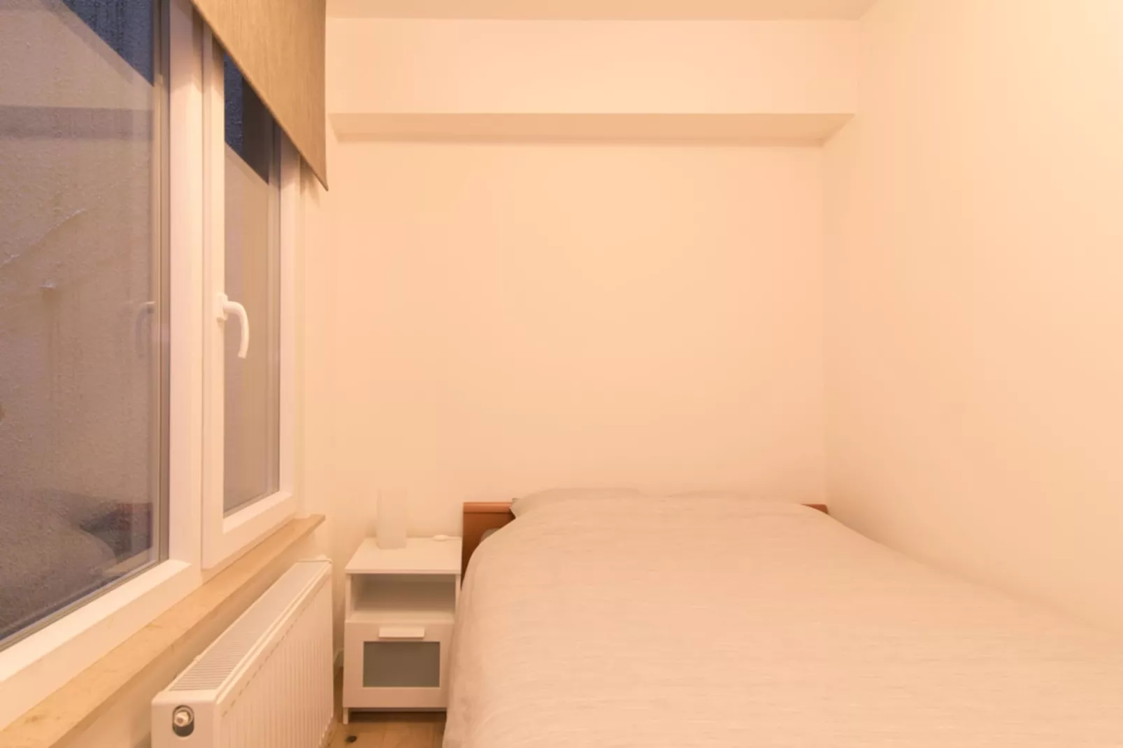 DAGMAR-Bedroom