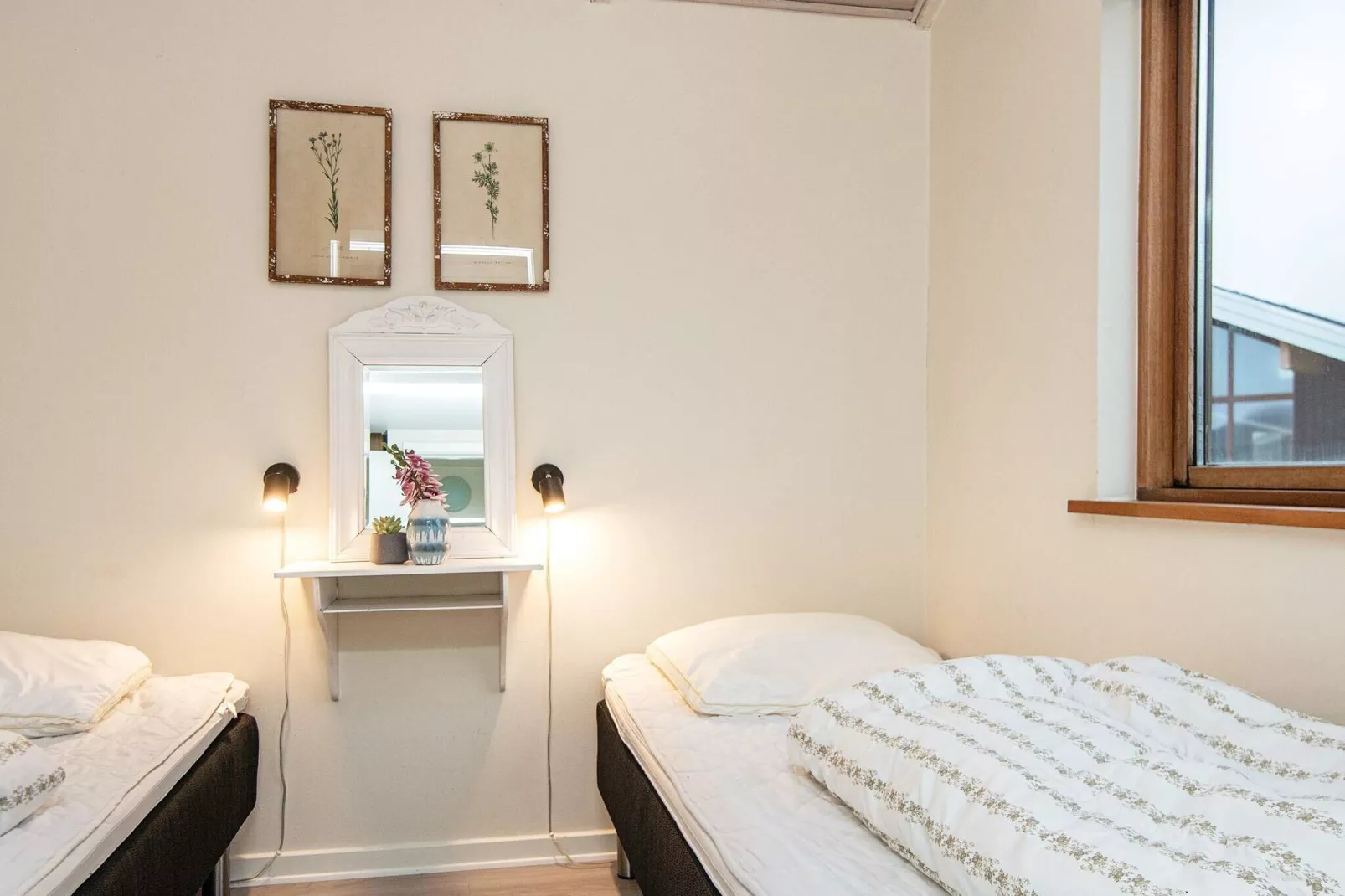 8 person holiday home in Ulfborg-Indoor