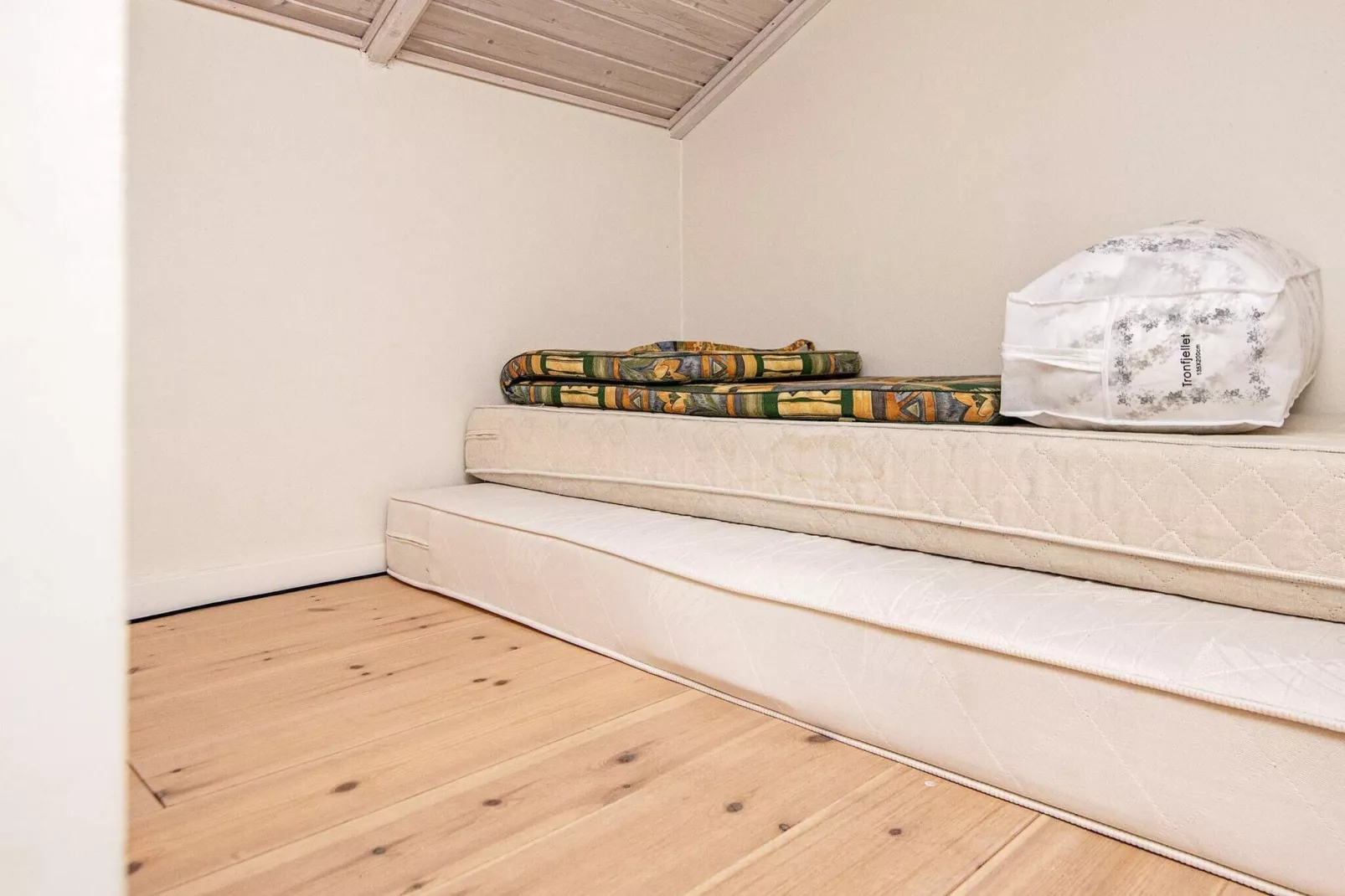 8 person holiday home in Ulfborg-Indoor