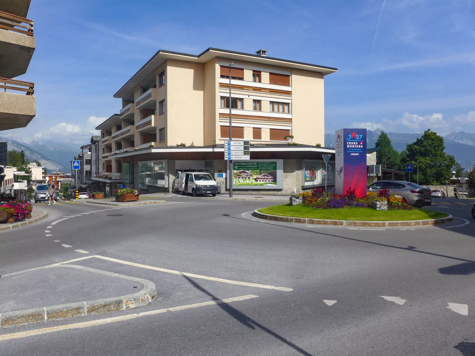 Genziana B 20-Outside