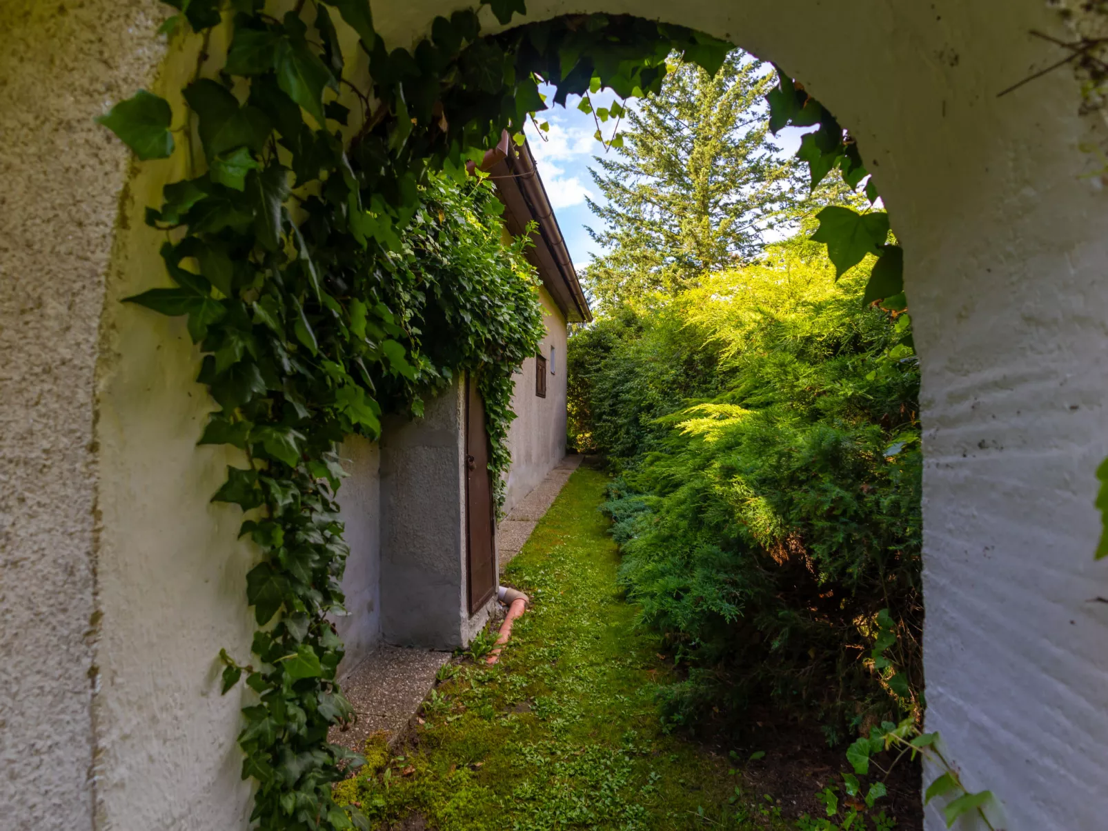 Jestřebice 8-Outside