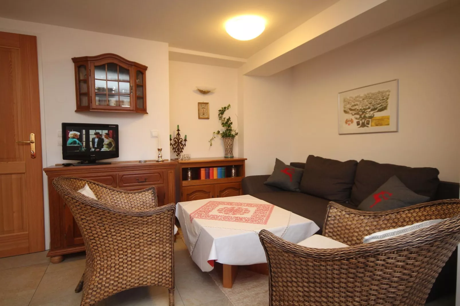 Ariane-Dining room