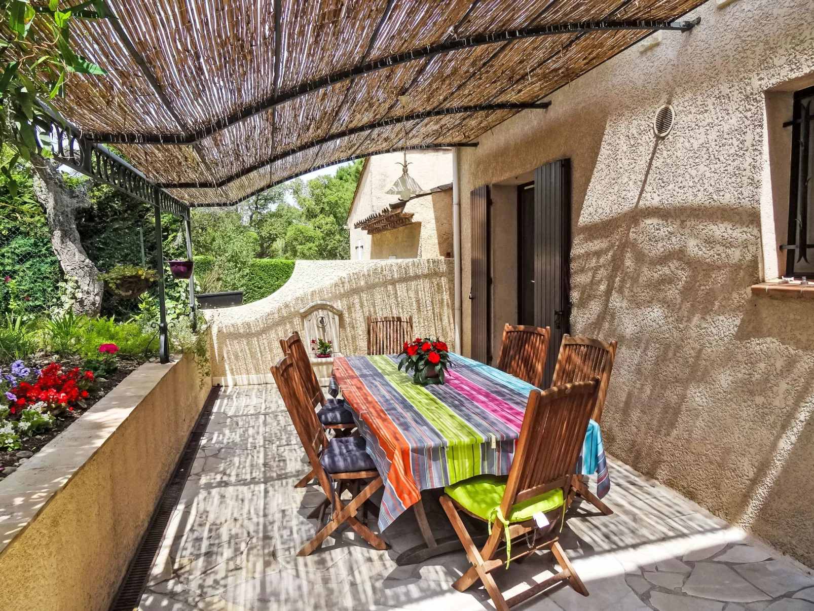 Domaine de Saint Martin-Inside