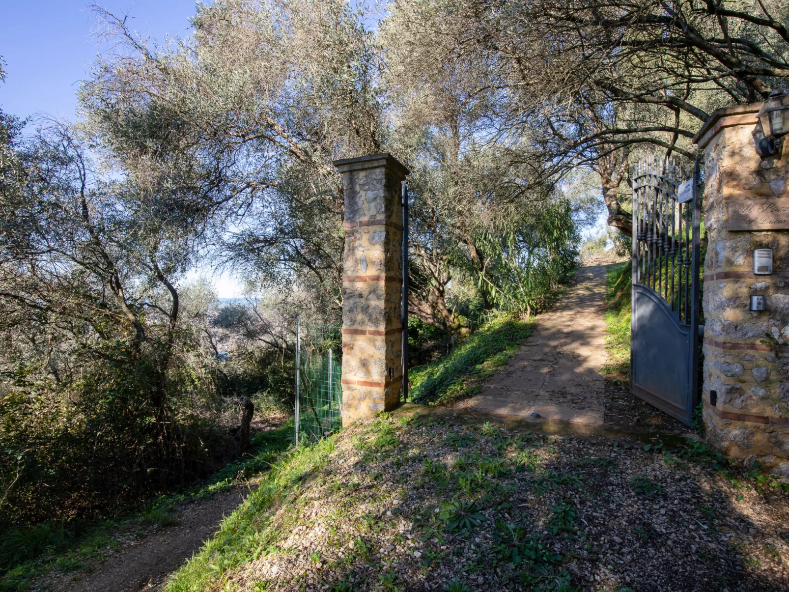 Al Pozzo-Outside