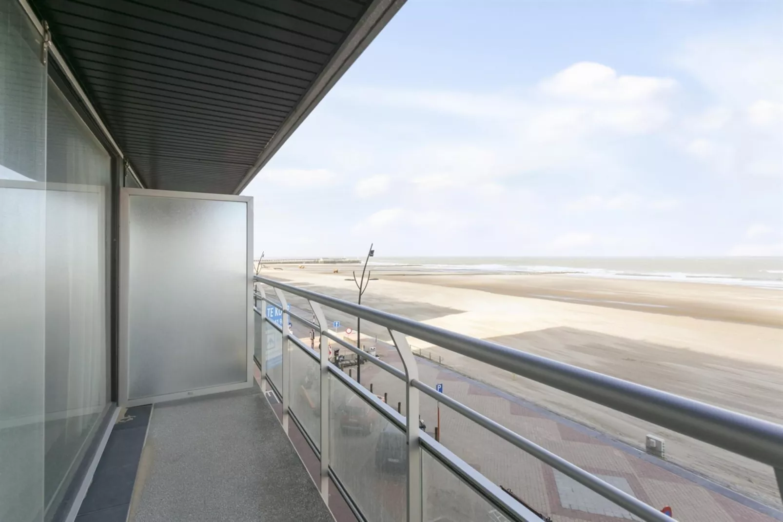 BLANKEDUYN - 2B-Terrace balcony