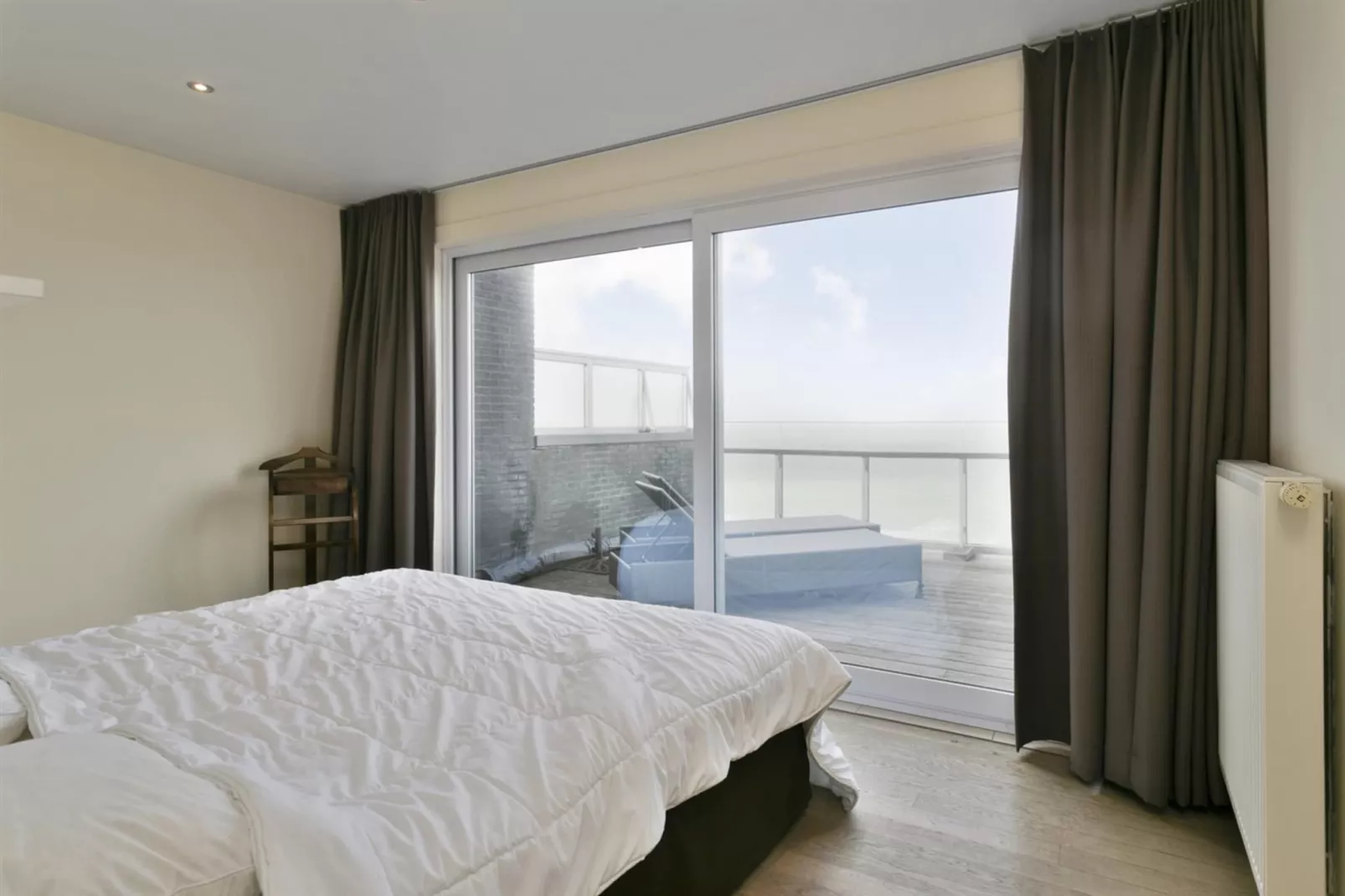 PAUL & VIRGINIE - 10TH-Bedroom