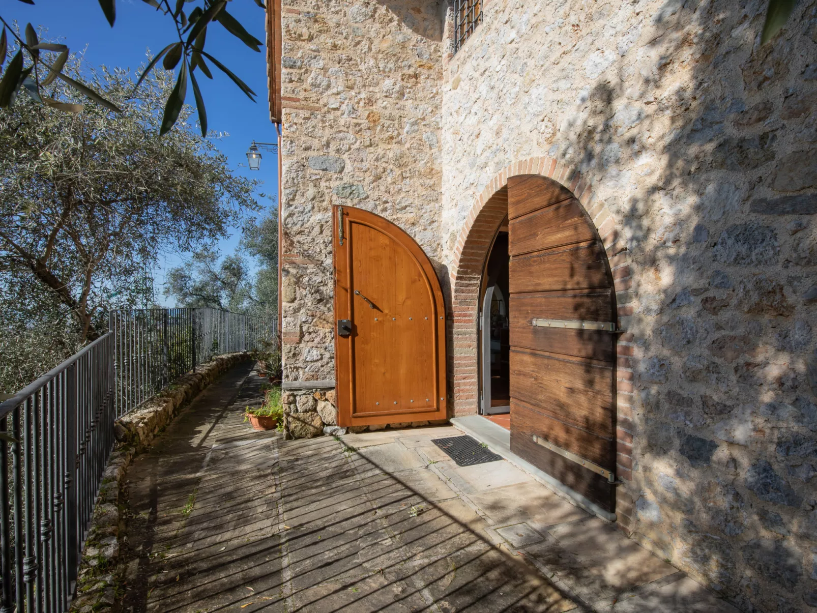 Al Pozzo-Outside