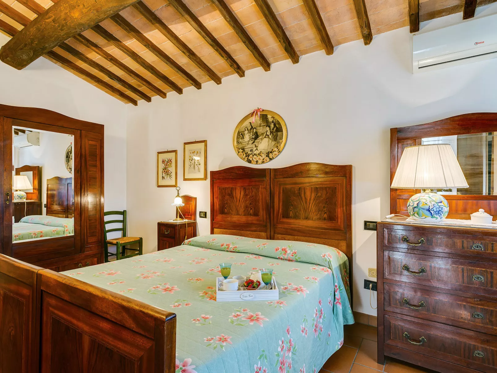 Antico Borgo S LorenzoAlbicocco-Inside