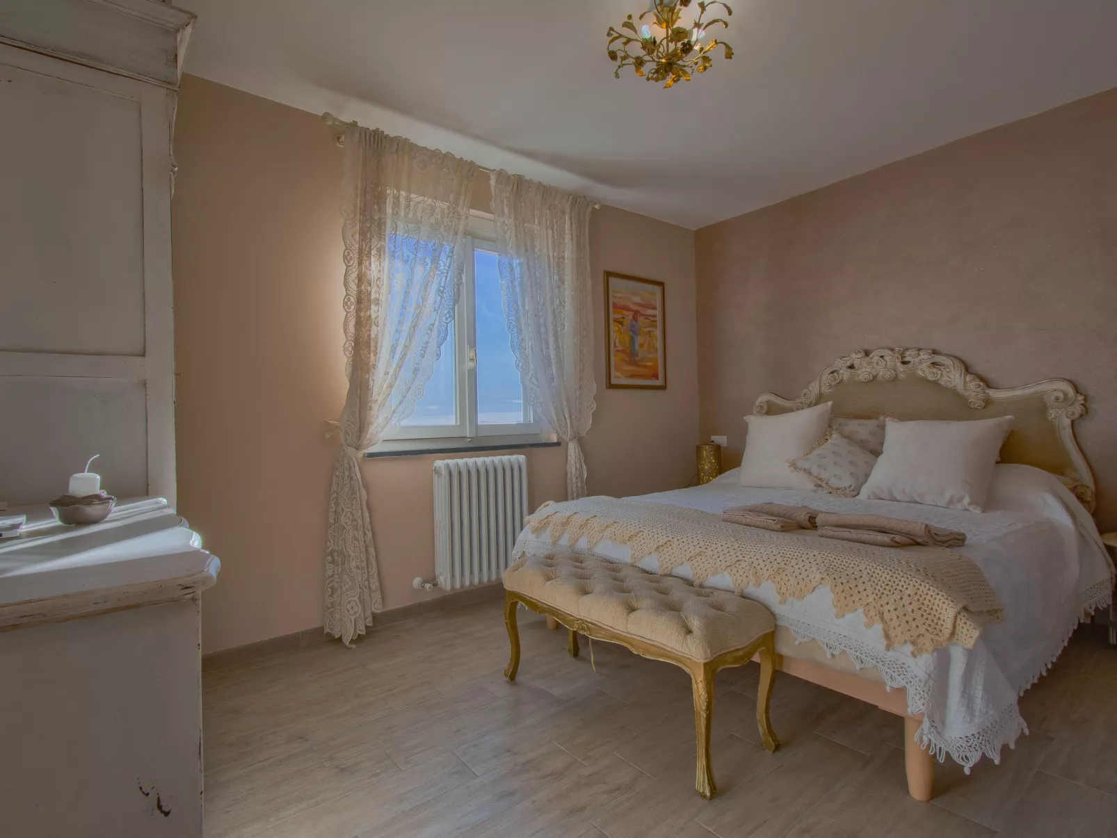 Il Paradiso-Inside