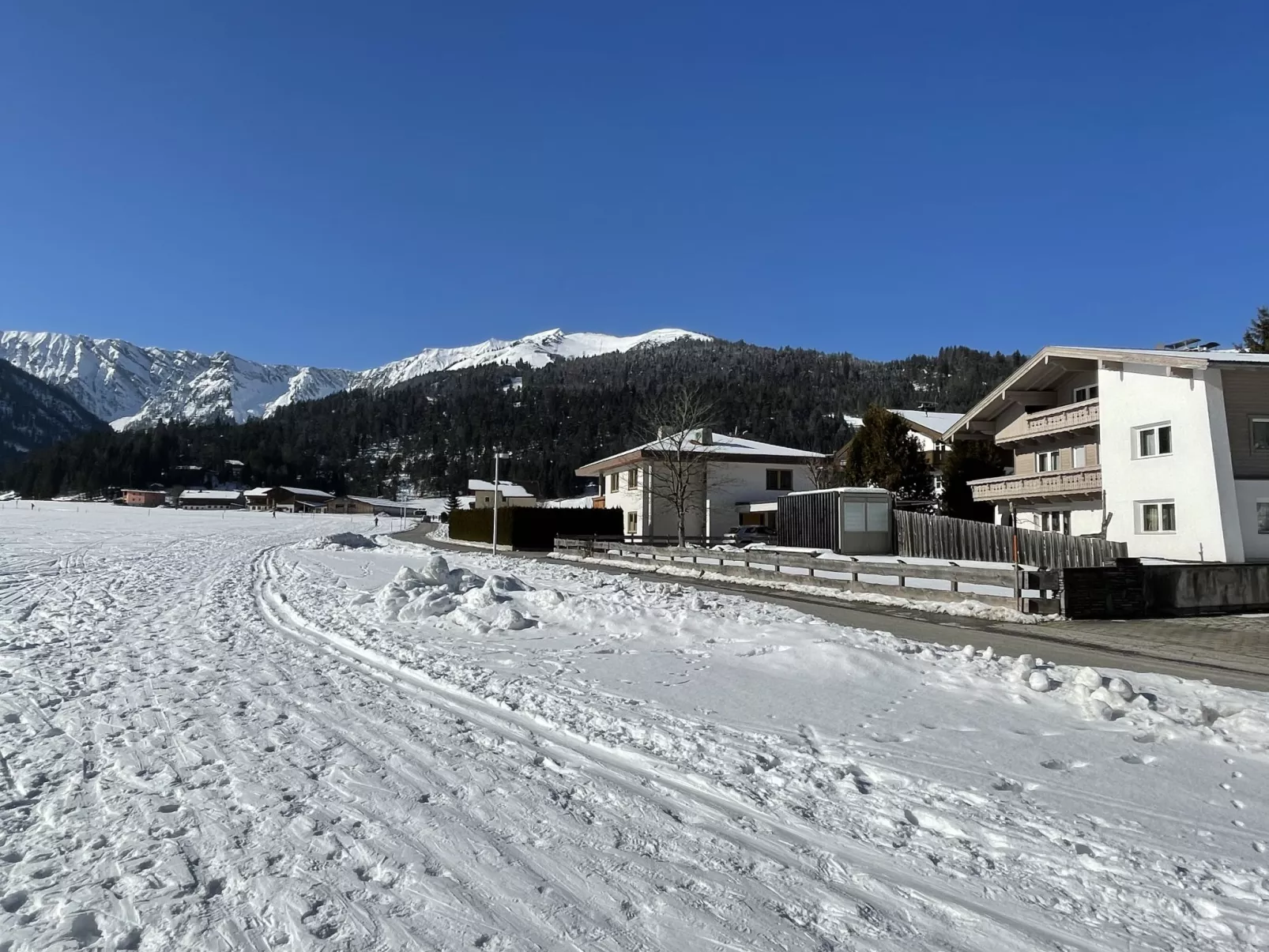Christlum-Dehors