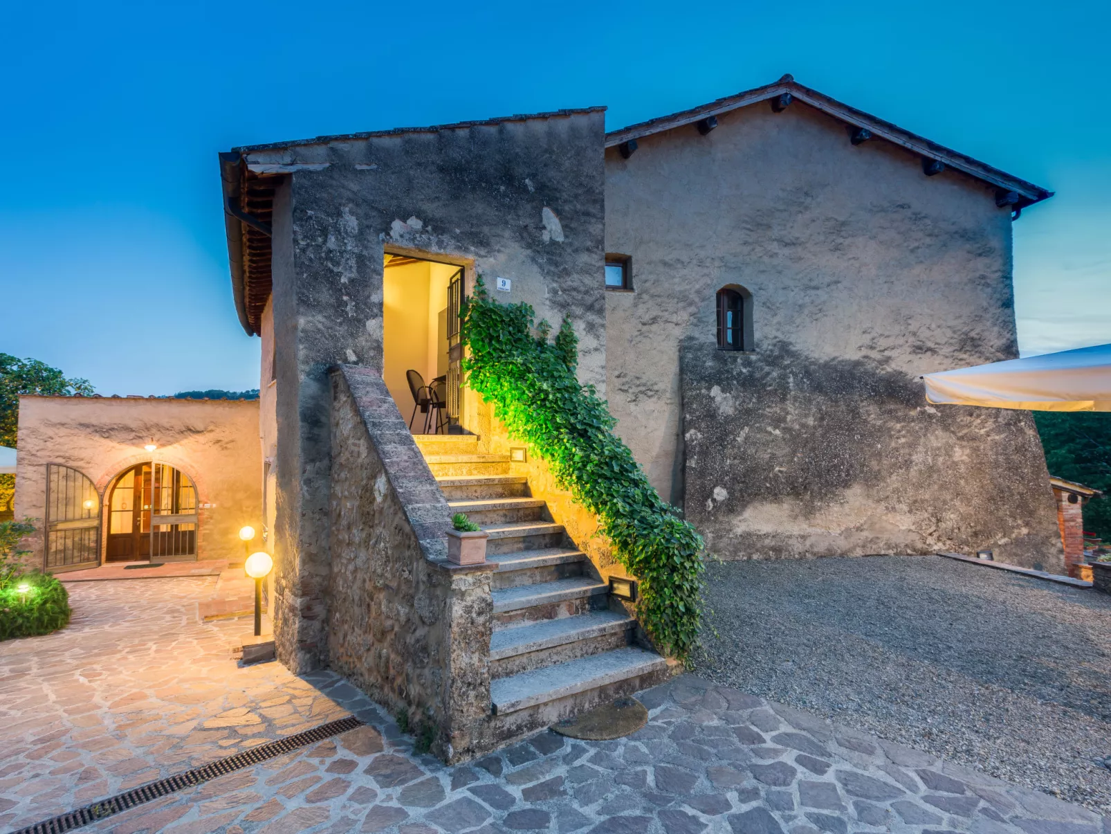 Antico Borgo S Lorenzo Ginestra-Inside