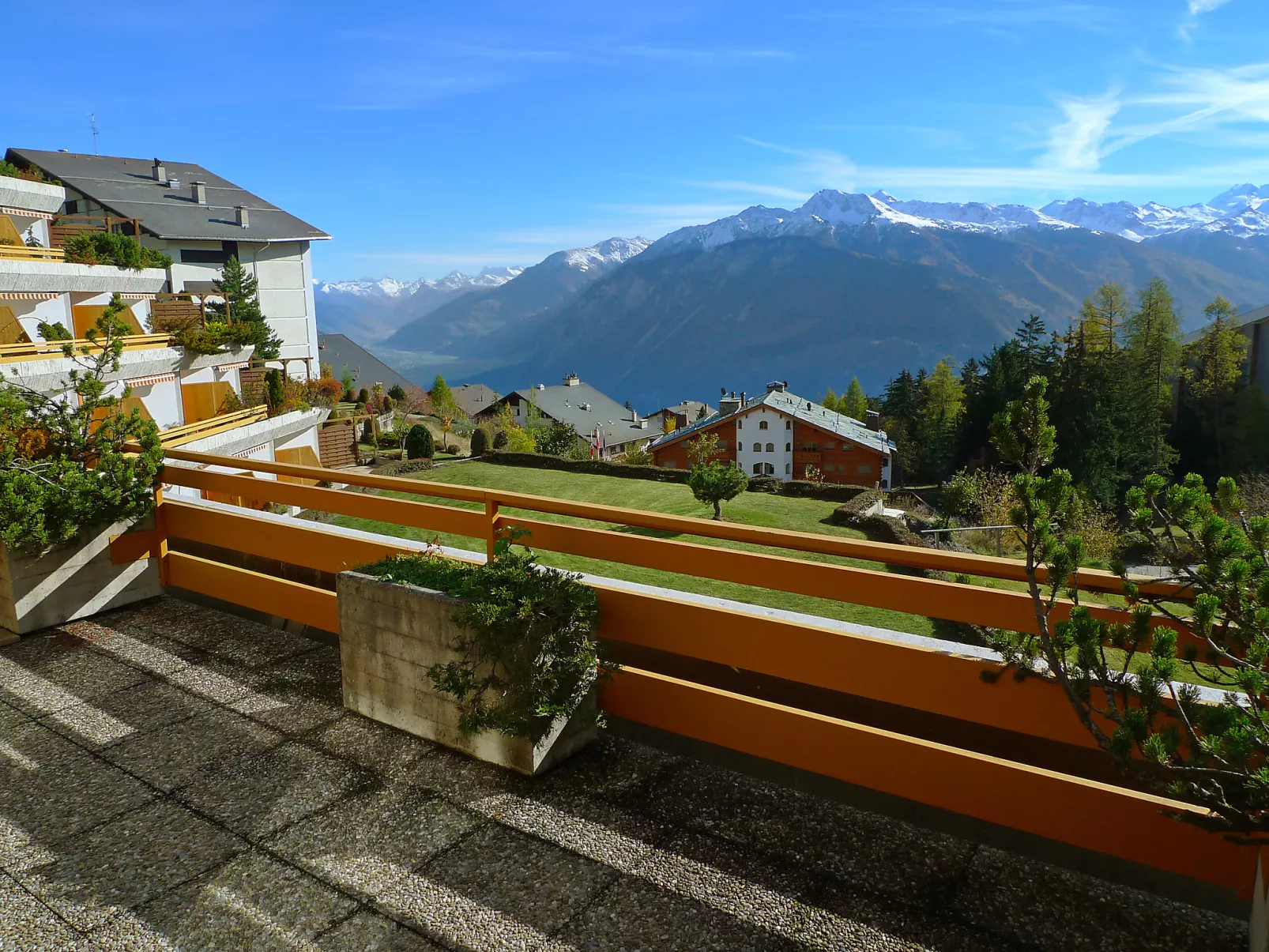 Terrasse Des Alpes 815-Outside