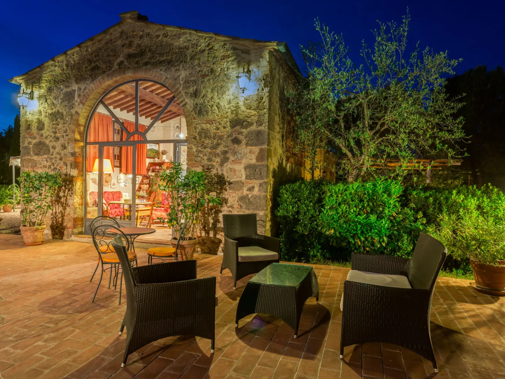 Antico Borgo S Lorenzo Ginestra-Inside
