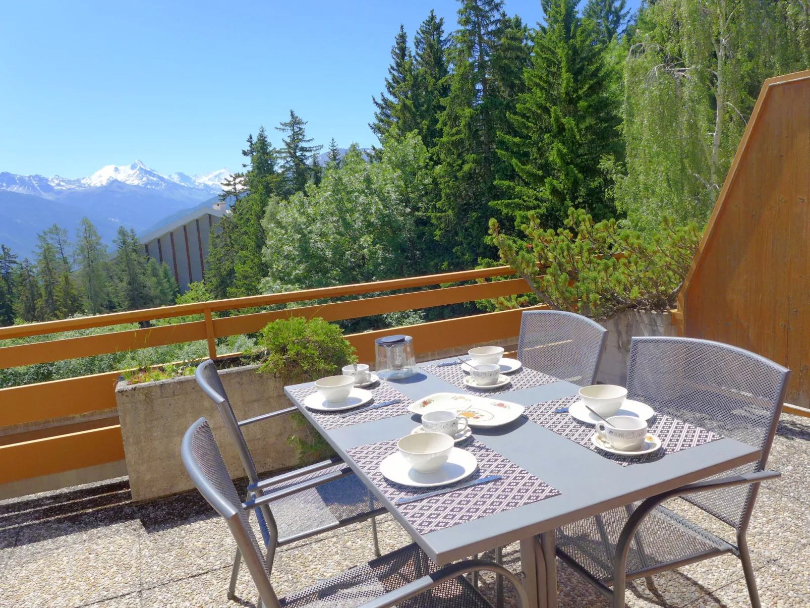 Terrasse Des Alpes 815-Outside