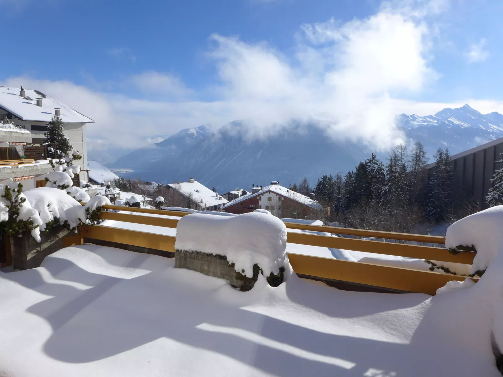 Terrasse Des Alpes 815-Outside