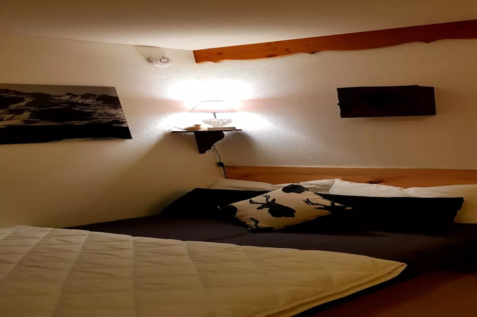 Balcons B 011 - PARC NAT. VANOISE appart. 6 pers.-Bedroom