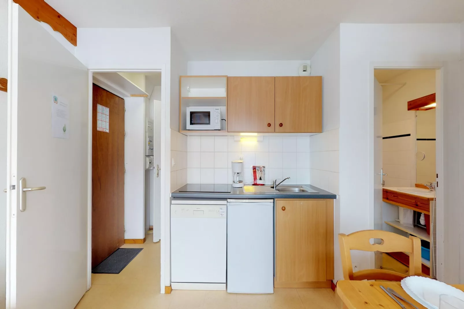 Balcons B 017 - PARC NAT. VANOISE appart. 6 pers.-Kitchen
