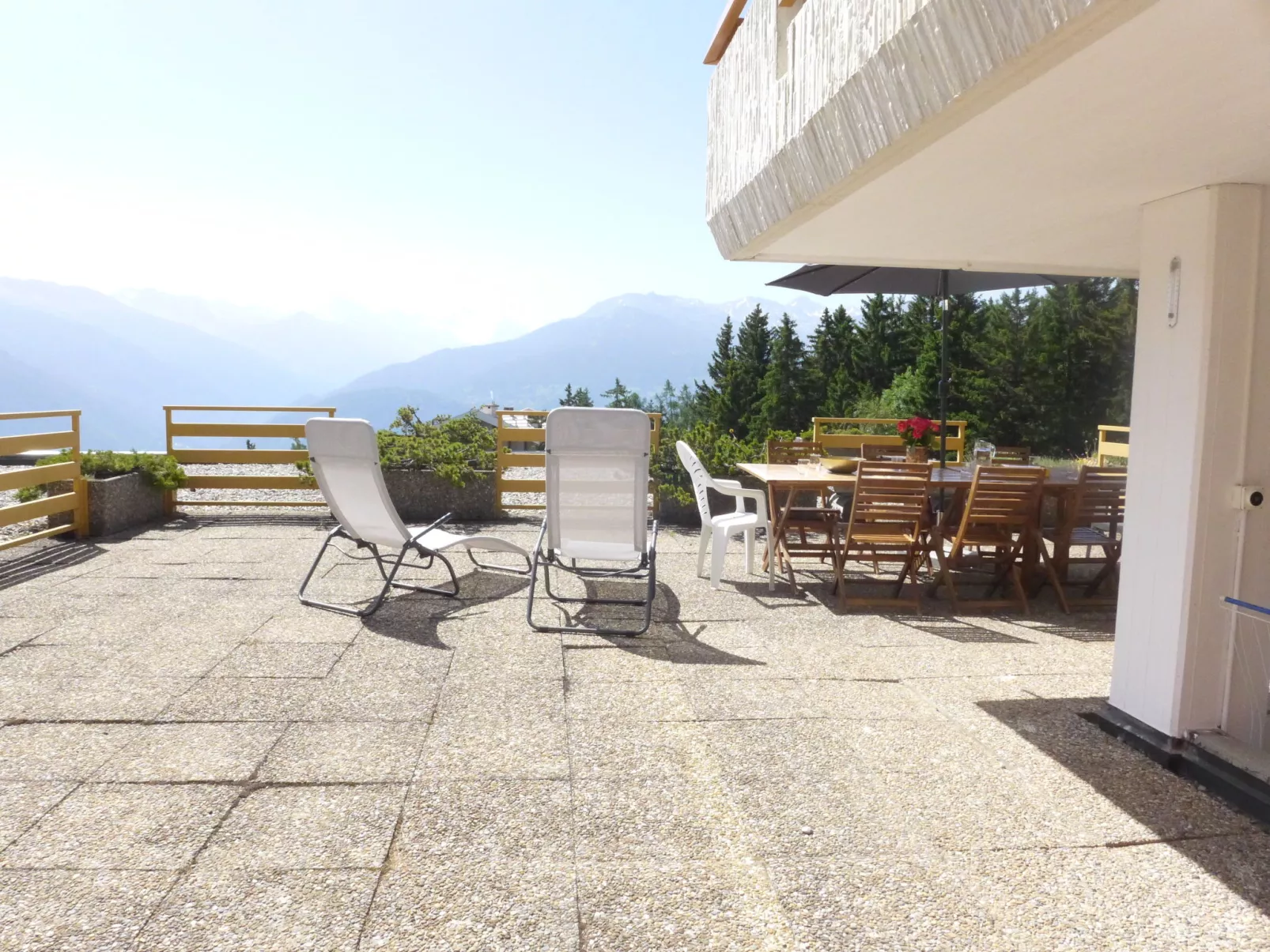 Terrasse Des Alpes 2005-Dehors