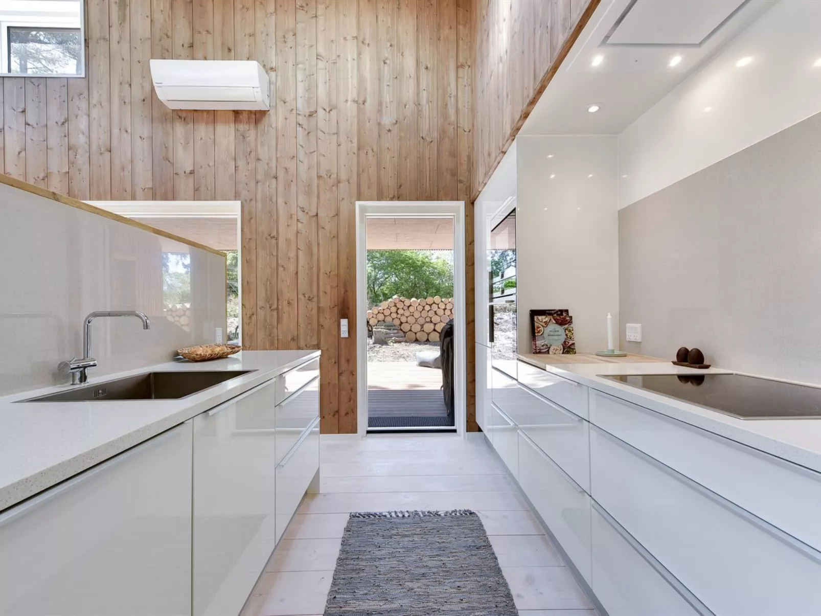 "Sylva" - 150m from the sea-Inside