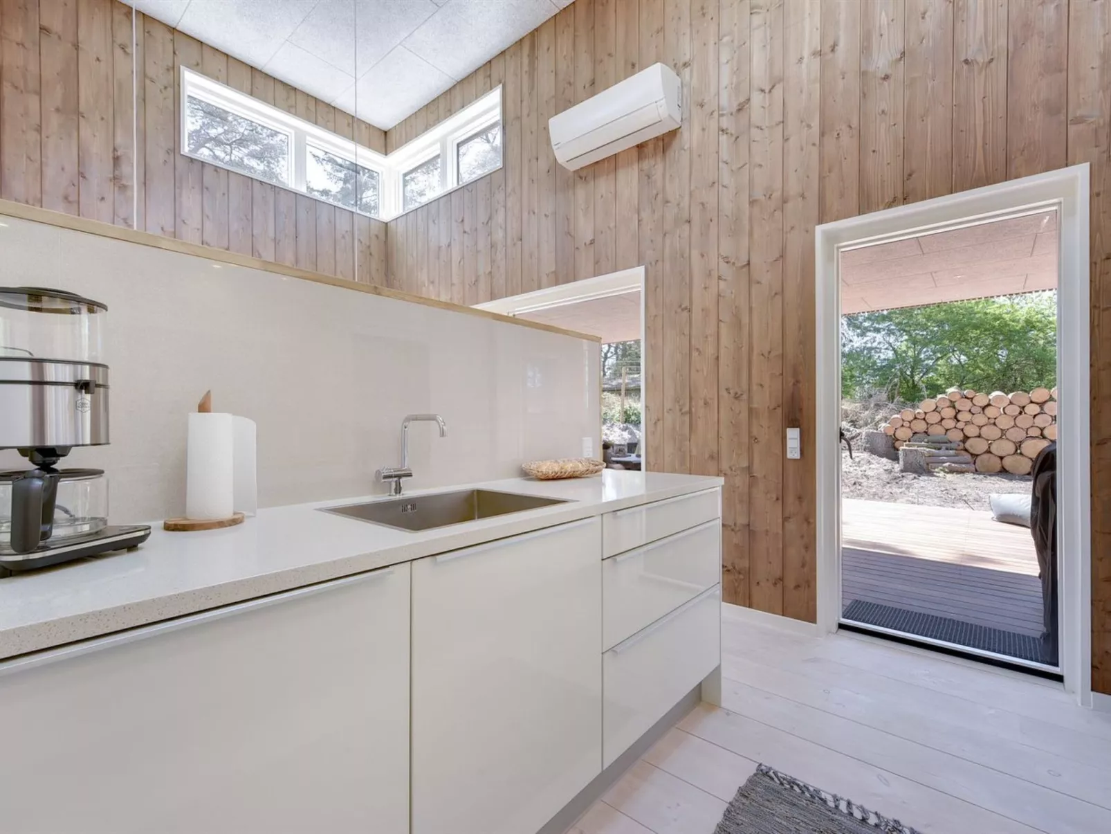 "Sylva" - 150m from the sea-Inside