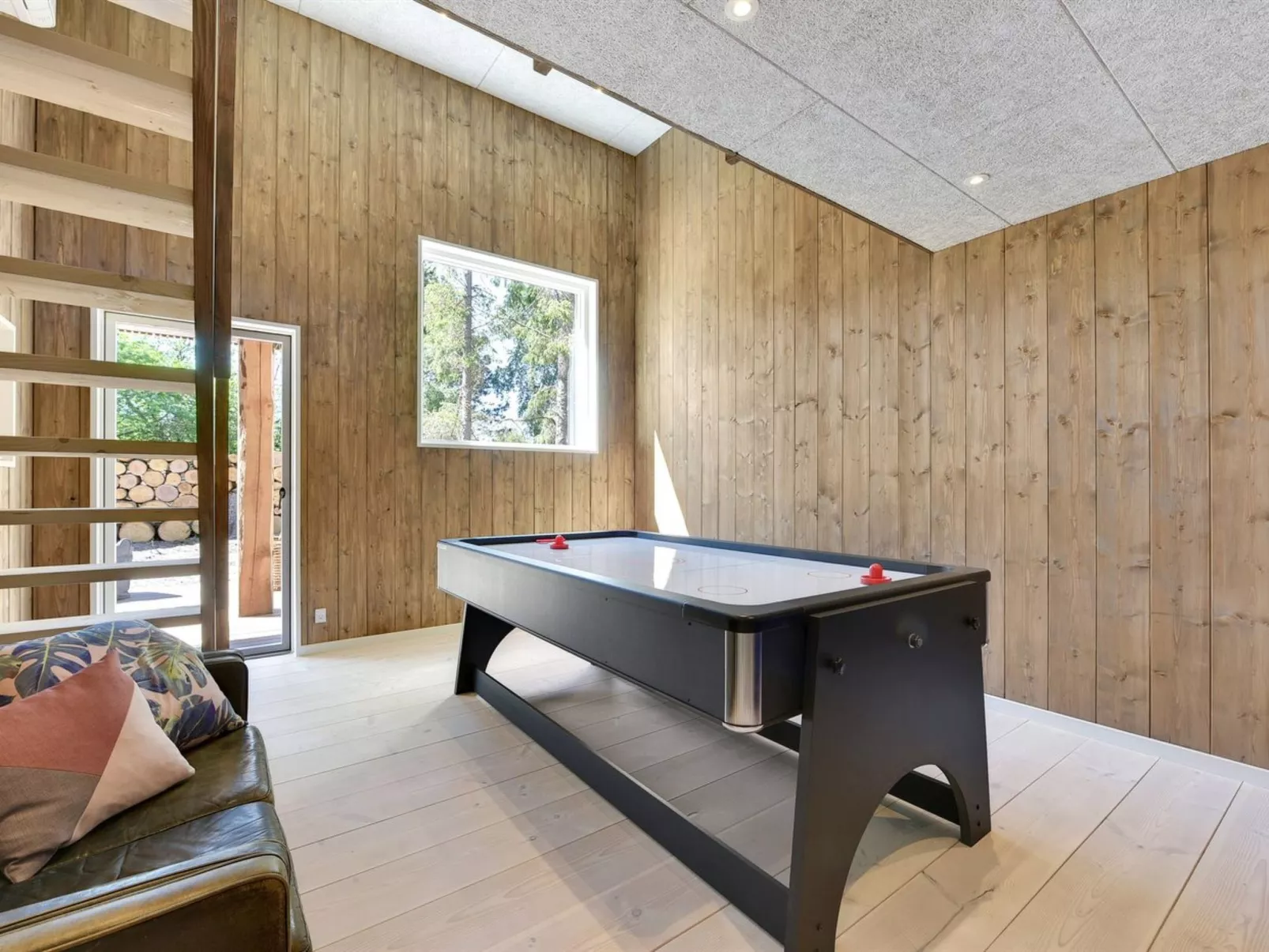 "Sylva" - 150m from the sea-Inside