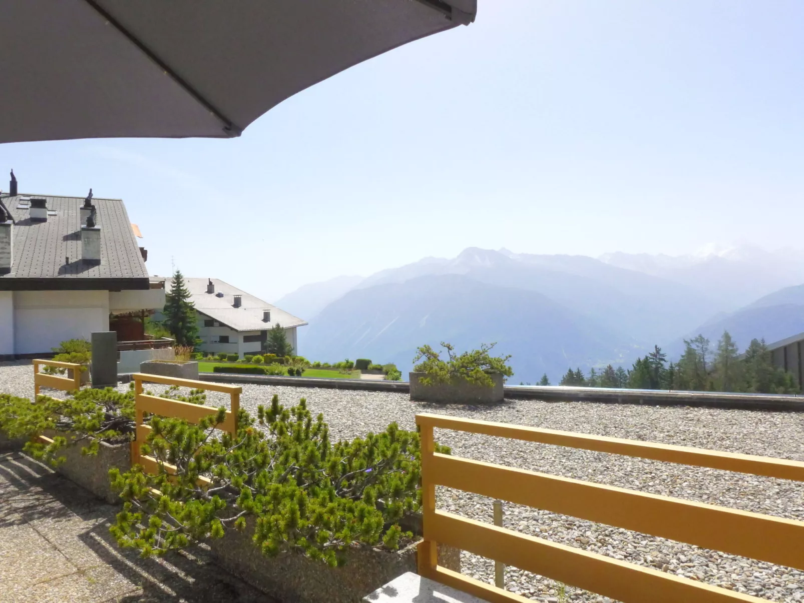 Terrasse Des Alpes 2005-Dehors