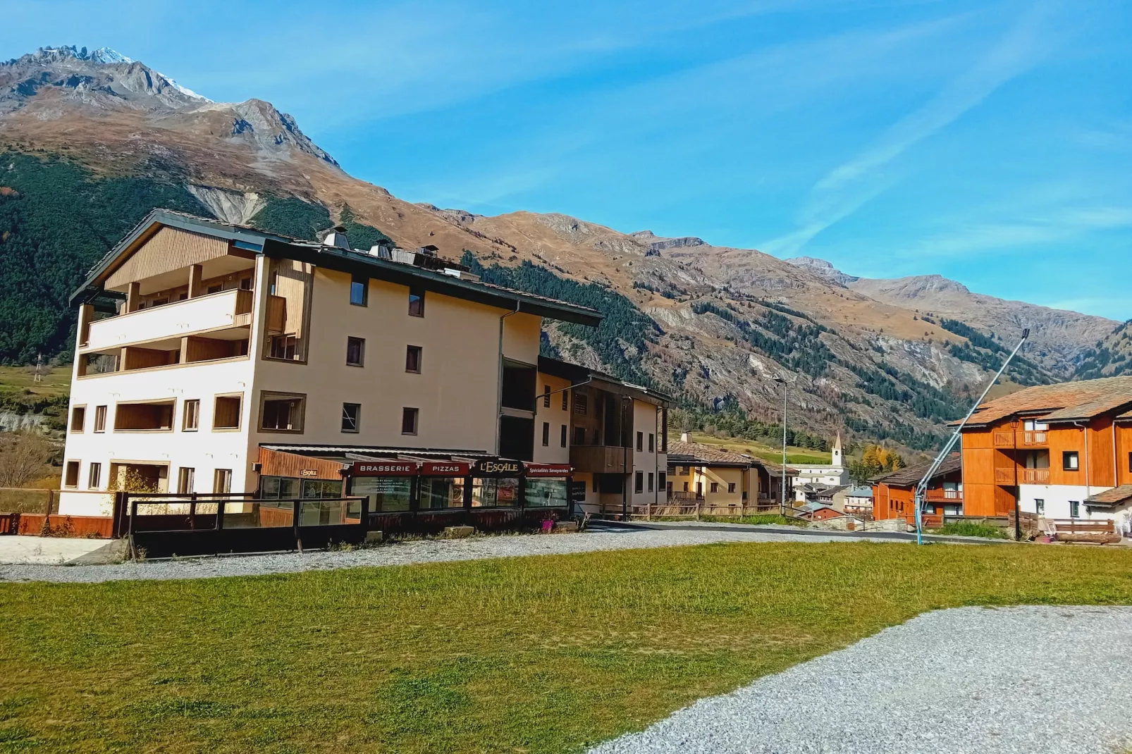 Terrasses D 306 - PARC NAT. VANOISE appart. 6 pers-Outdoor