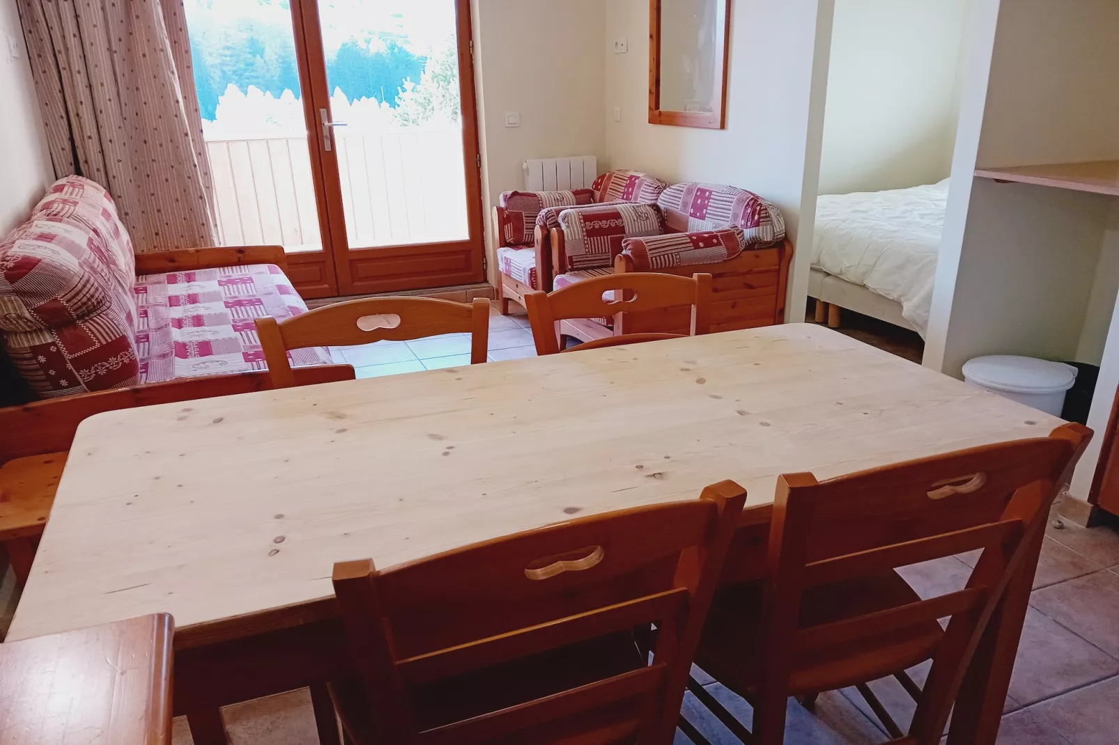 Terrasses D 101 - PARC NAT. VANOISE appart. 4 pers-Dining room