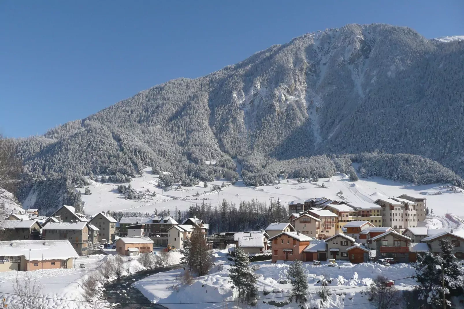 Terrasses E 404 - PARC NAT. VANOISE appart. 6 pers-Area winter 1km