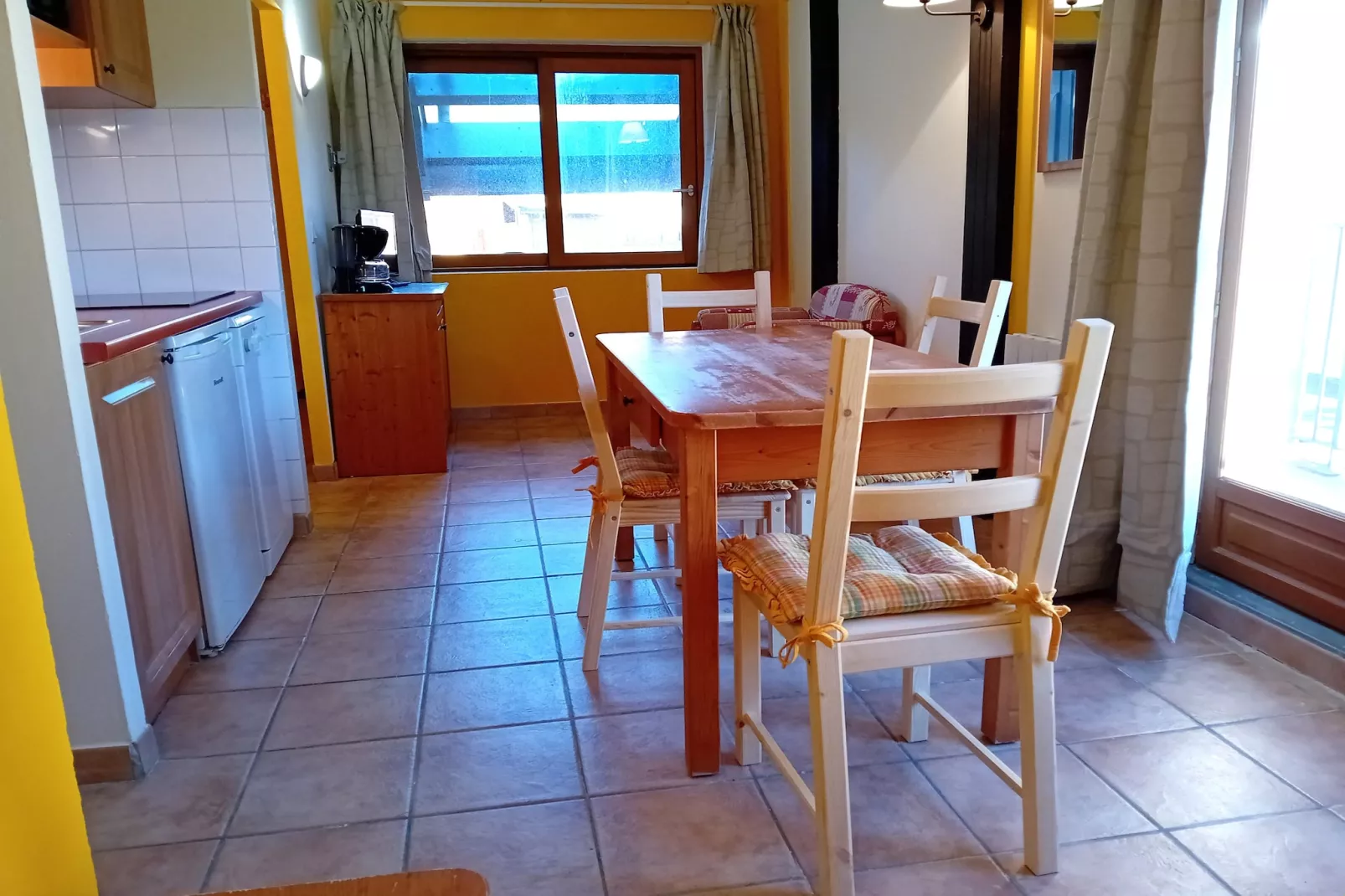 Terrasses E 404 - PARC NAT. VANOISE appart. 6 pers-Living room