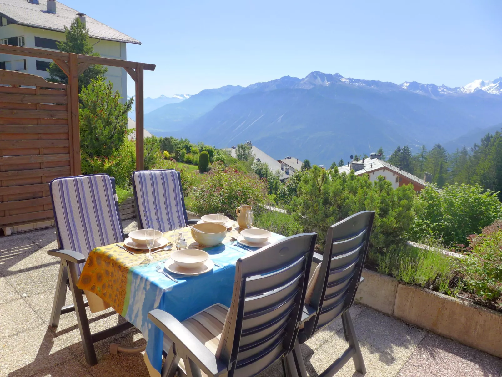 Terrasse Des Alpes 708