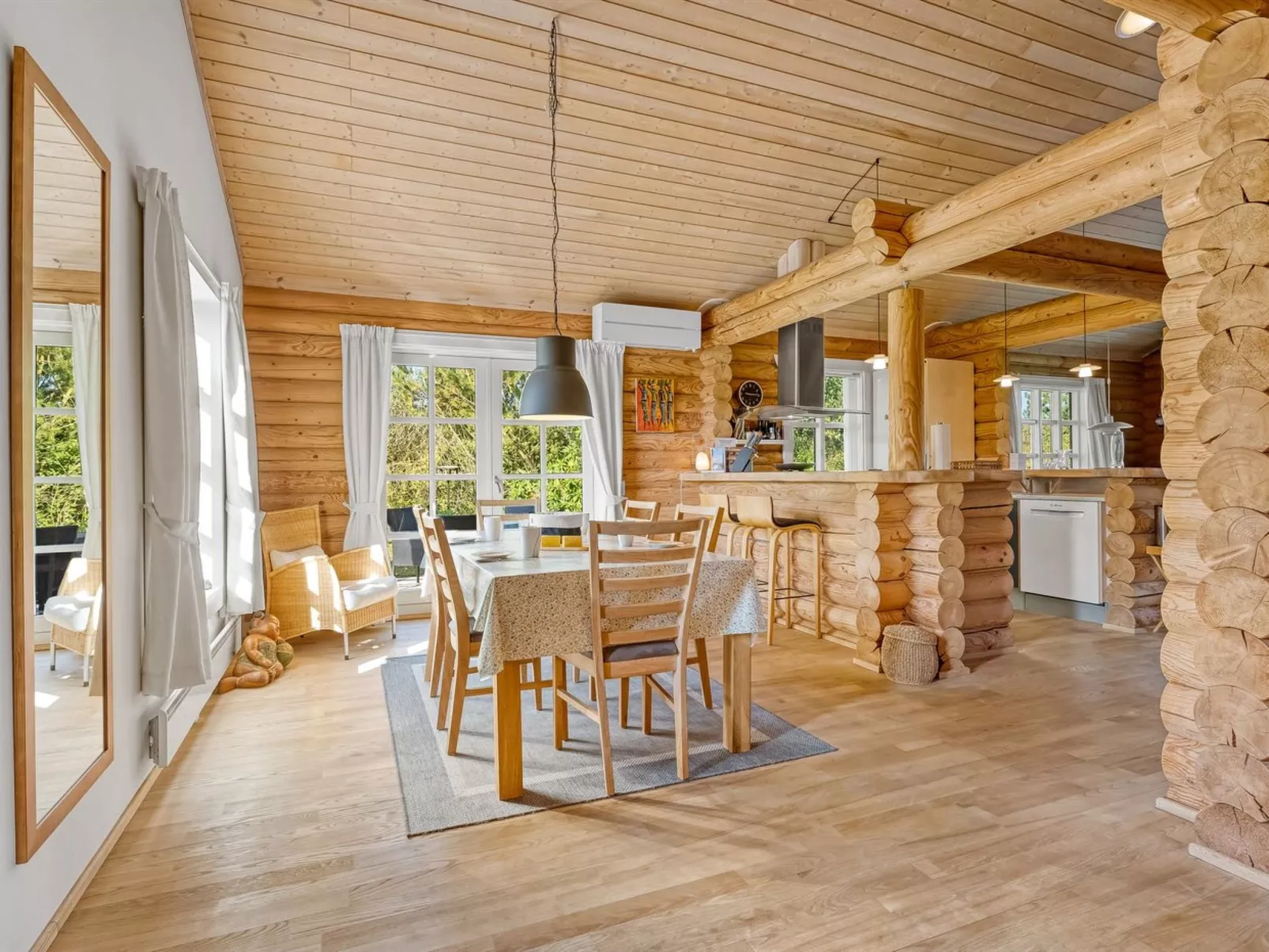 "Sigga" - 1.6km from the sea-Inside