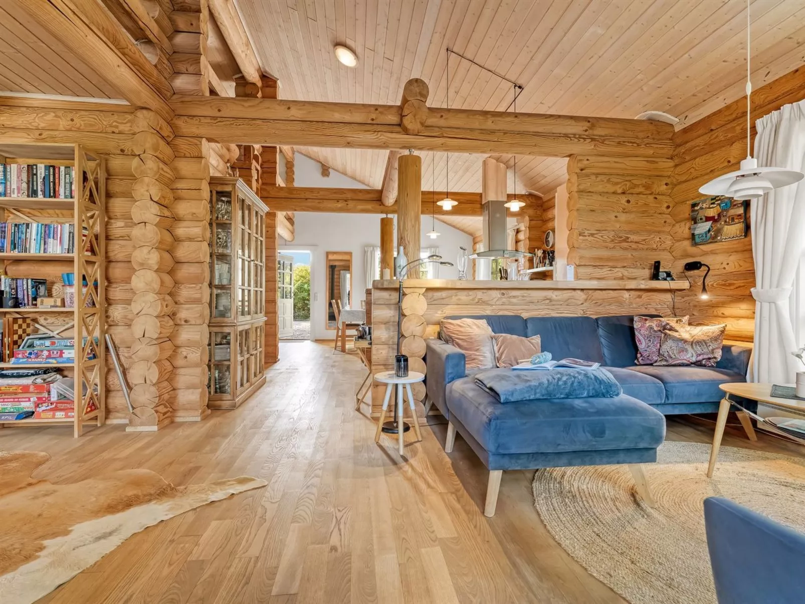 "Sigga" - 1.6km from the sea-Inside