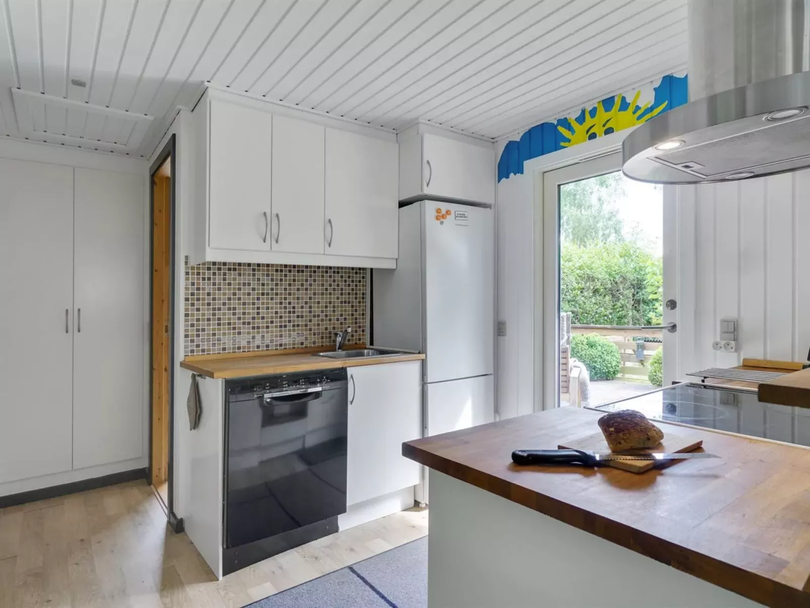 "Maiken" - 1.5km from the sea-Inside