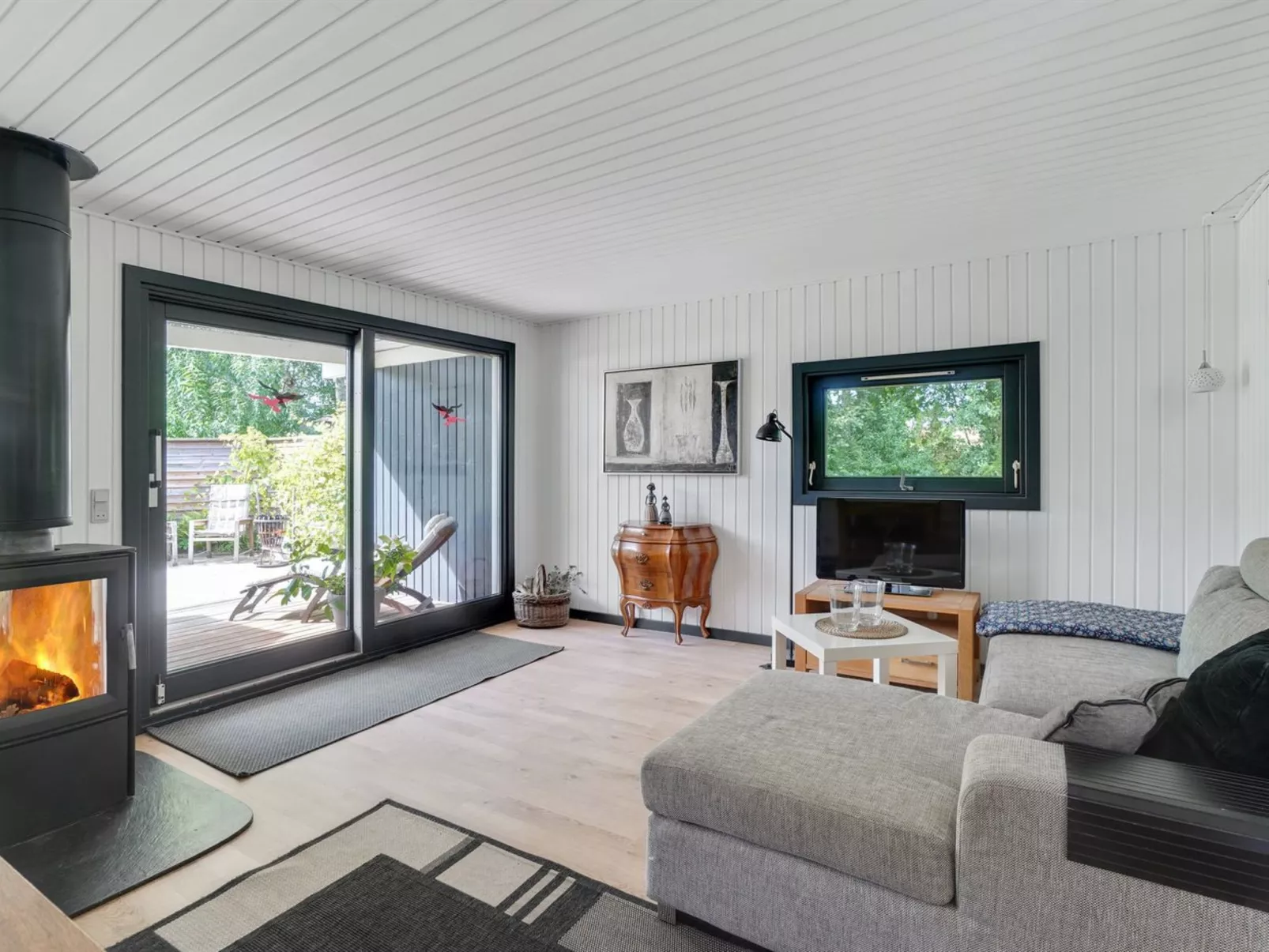"Maiken" - 1.5km from the sea-Inside